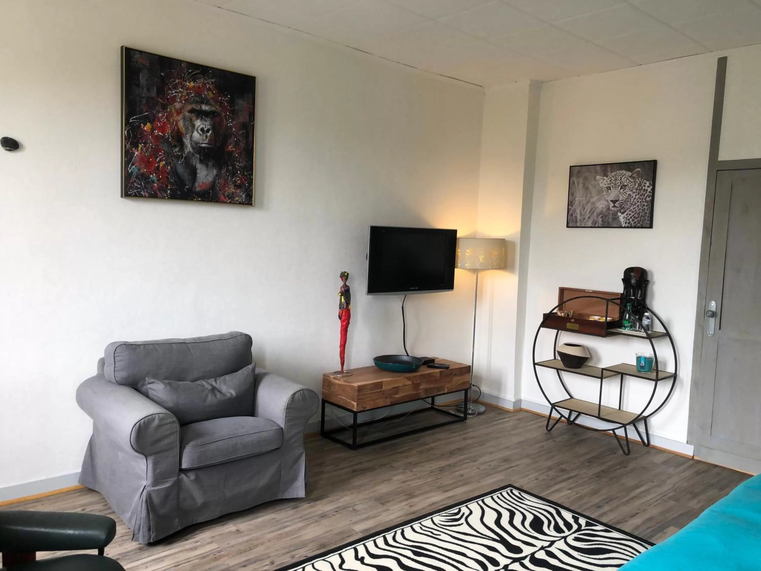 Seating Area in Le Numéro 15