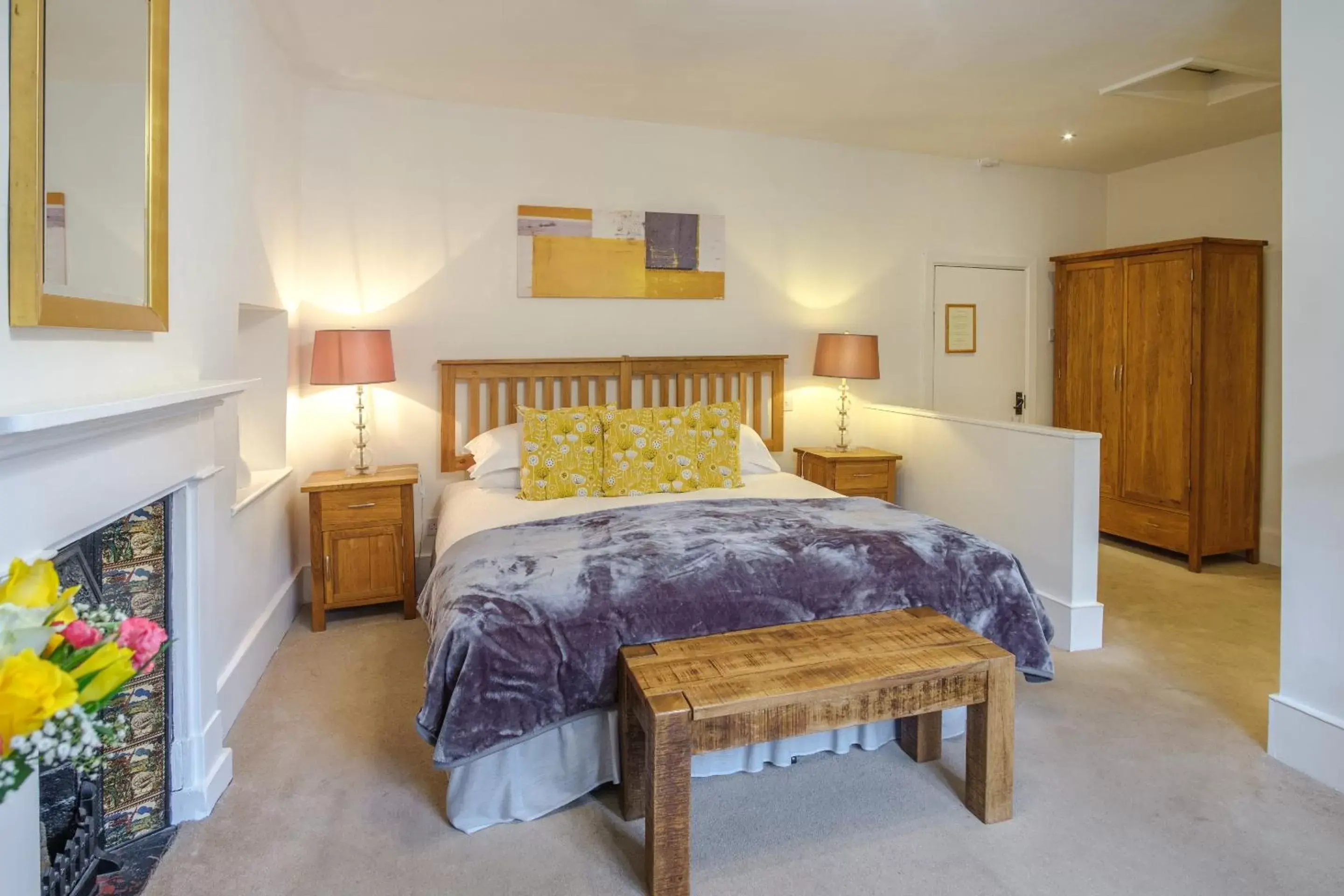 Bedroom, Bed in White Hart Inn Bedroom, Bed in White Hart Inn