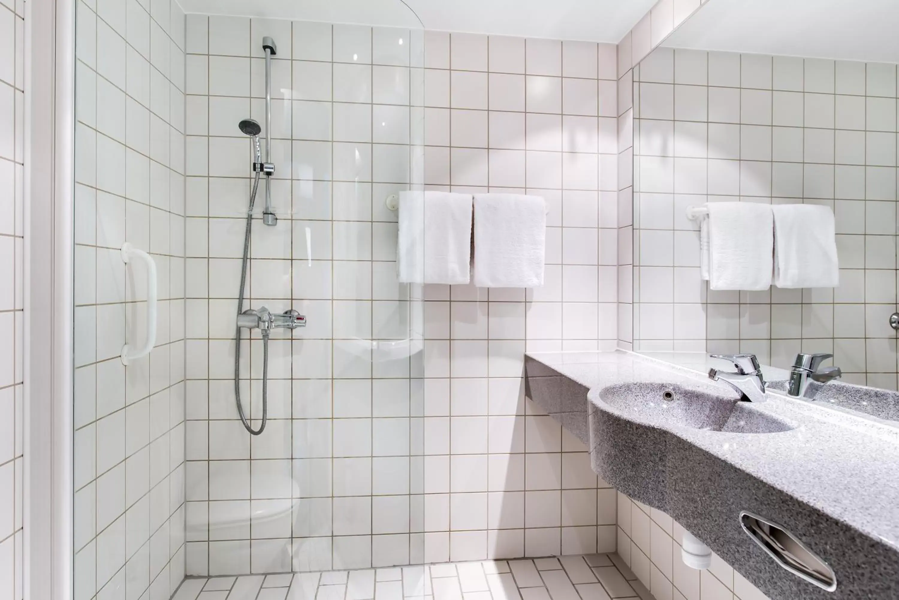 Bathroom in Quality Hotel Ålesund