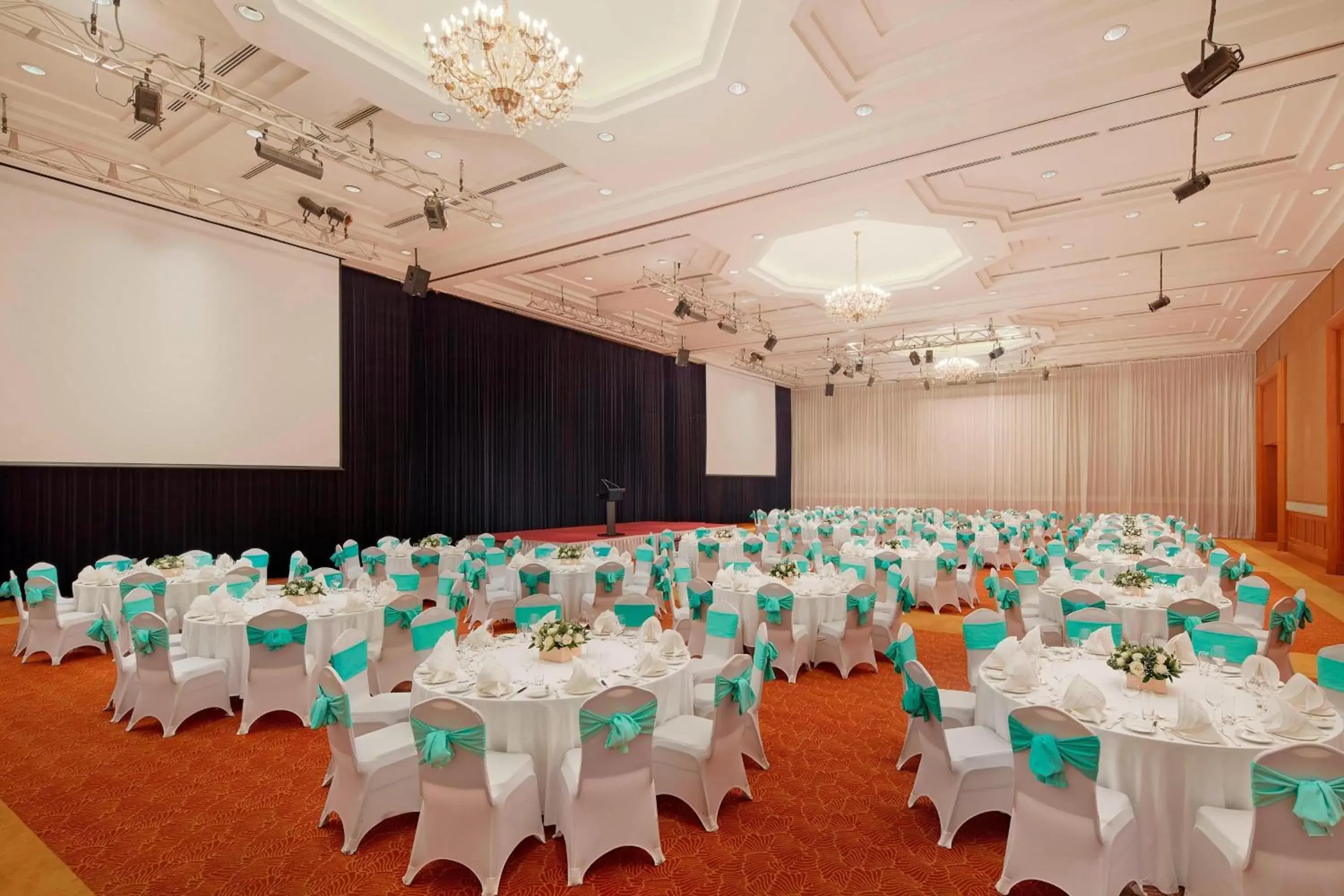 Meeting/conference room, Banquet Facilities in Sheraton Hanoi Hotel