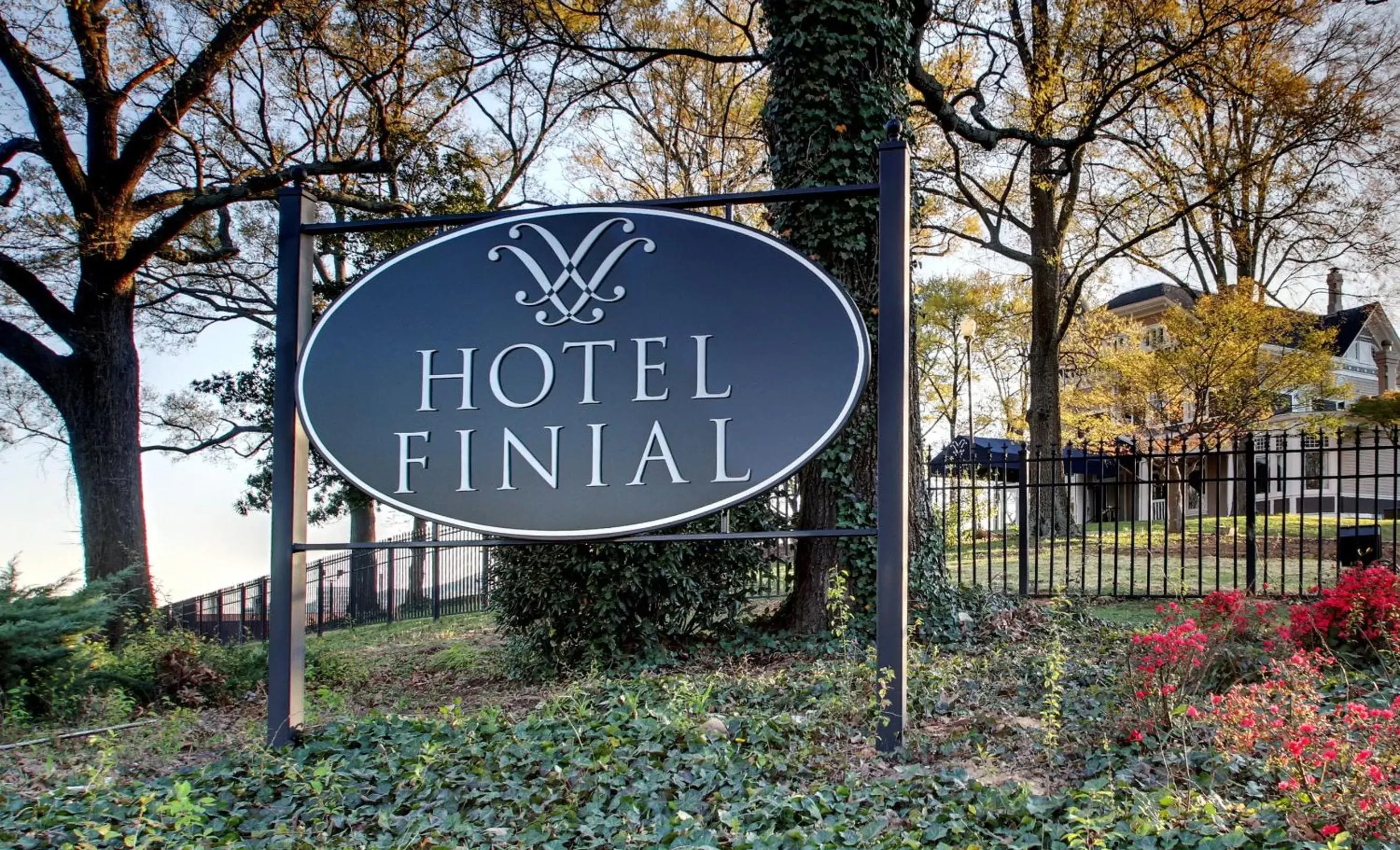 Property building, Property Logo/Sign in Hotel Finial BW Premier Collection Oxford - Anniston