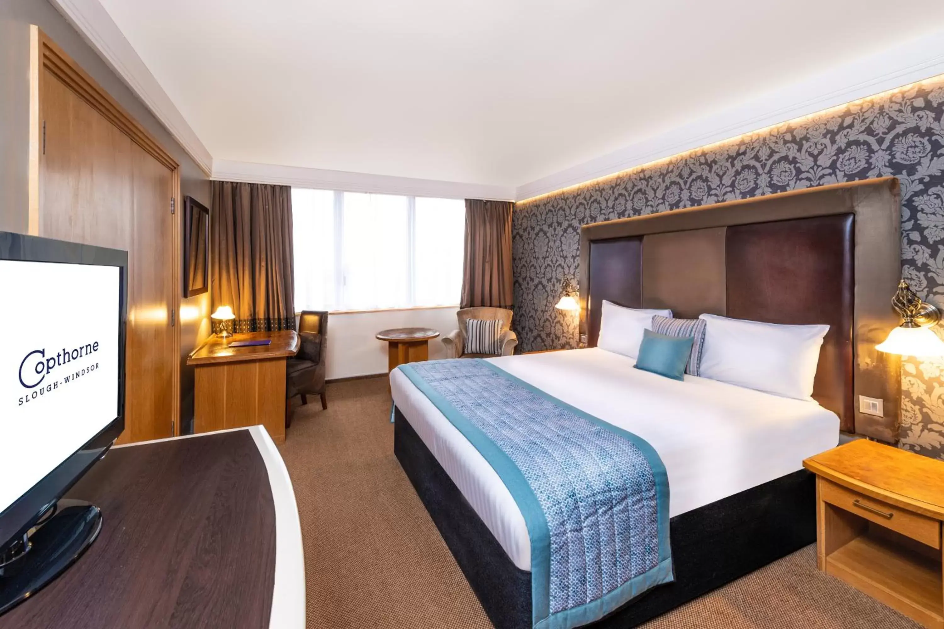 Bed in Copthorne Hotel Slough Windsor