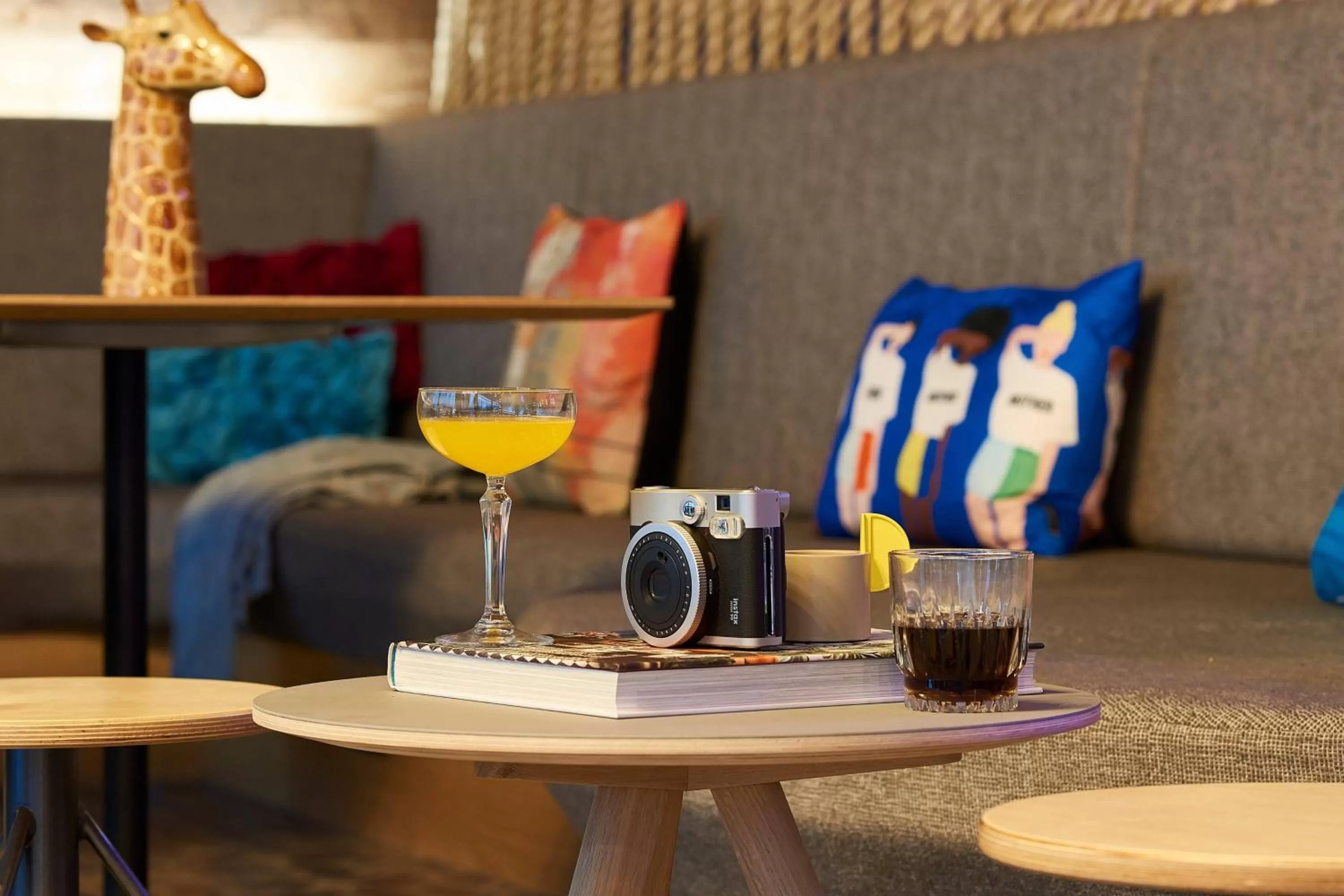 Lounge or bar in Moxy Dublin City