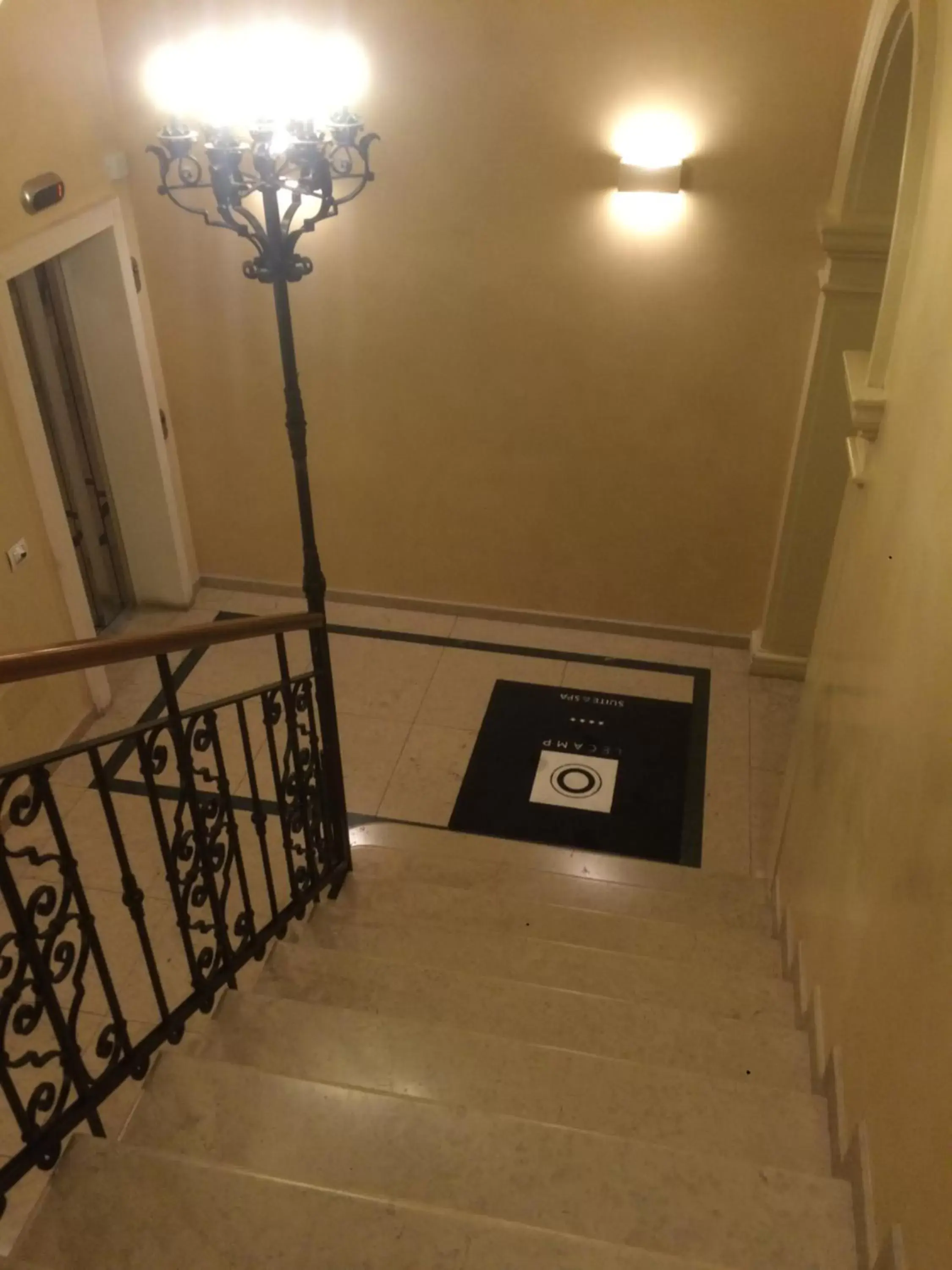 Facade/entrance in Le Camp Suite & Spa Facade/entrance in Le Camp Suite & Spa