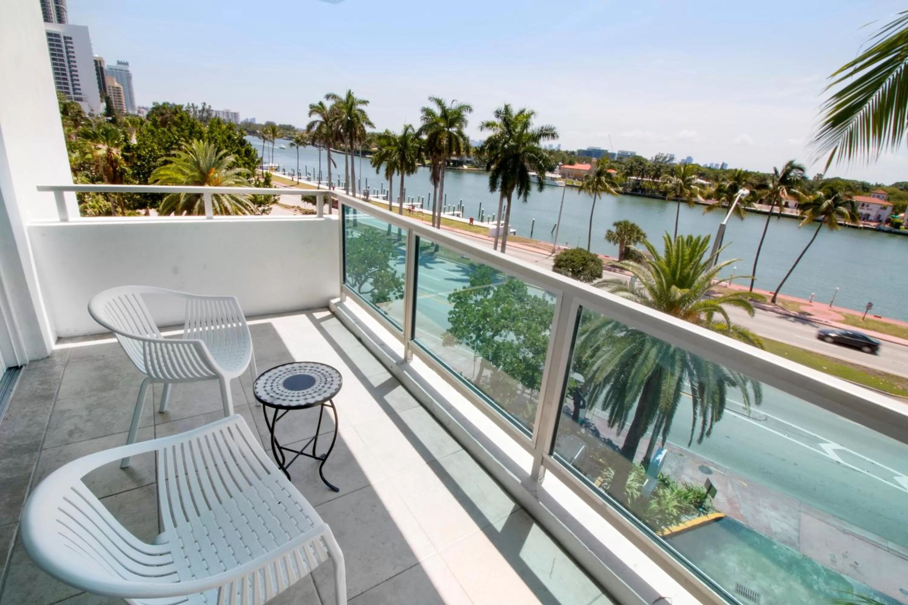 Balcony/Terrace in Seacoast Suites on Miami Beach
