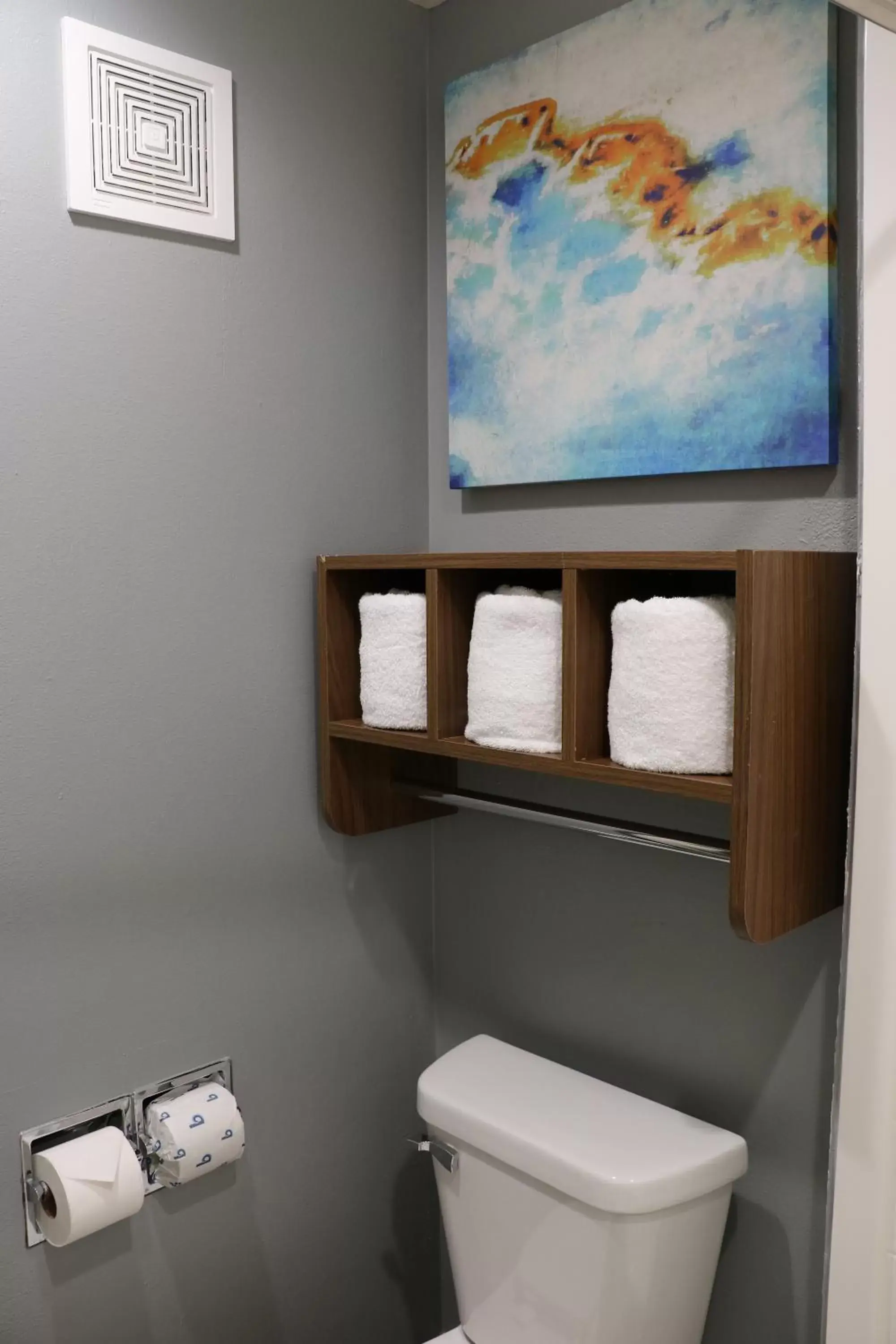 Toilet, Bathroom in La Quinta by Wyndham Chicago Gurnee