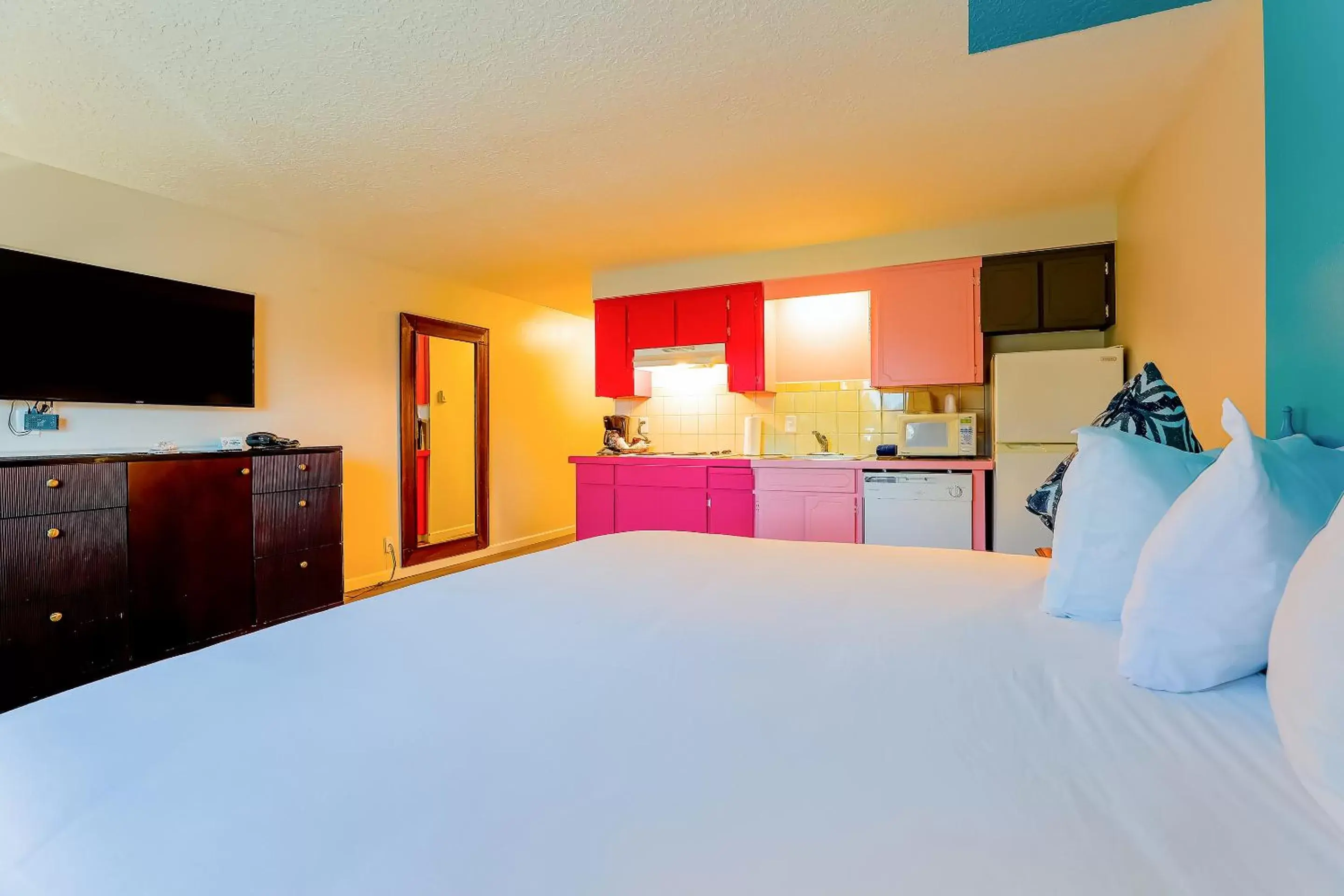 Bedroom in Coast River Inn by OYO Seaside