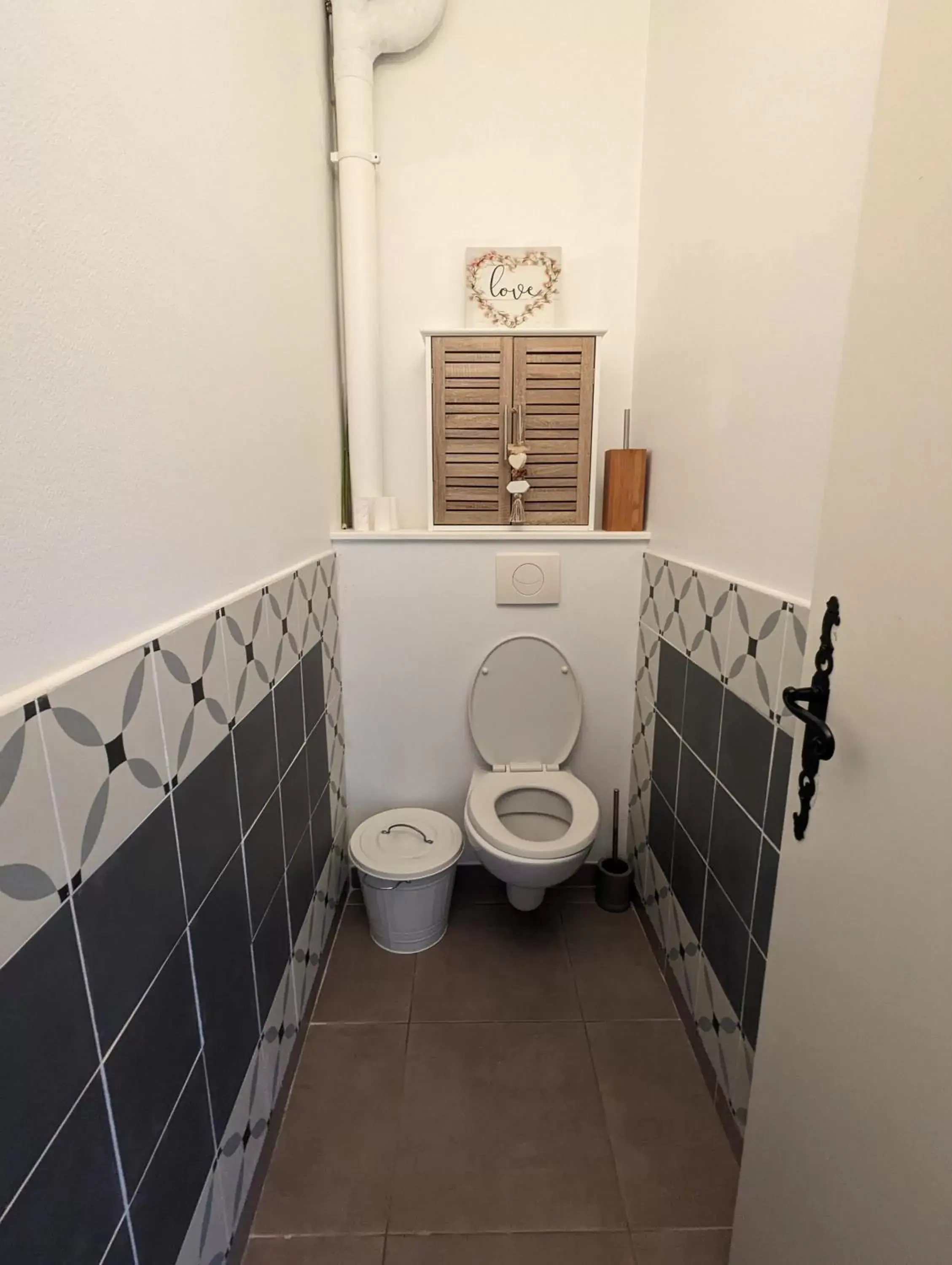 Toilet, Bathroom in La villa de Fleury