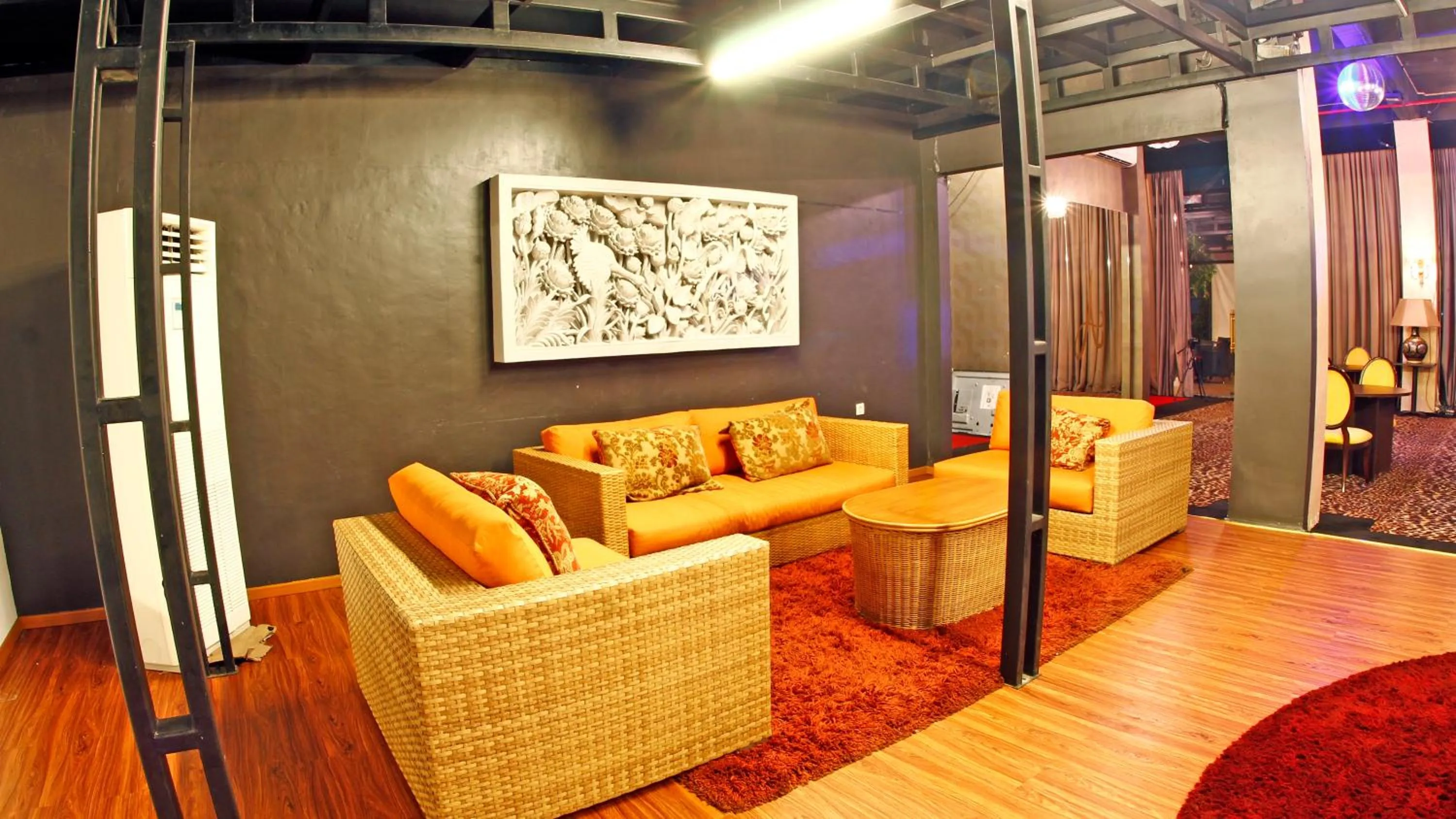 Seating area in Amaroossa Cosmo Jakarta