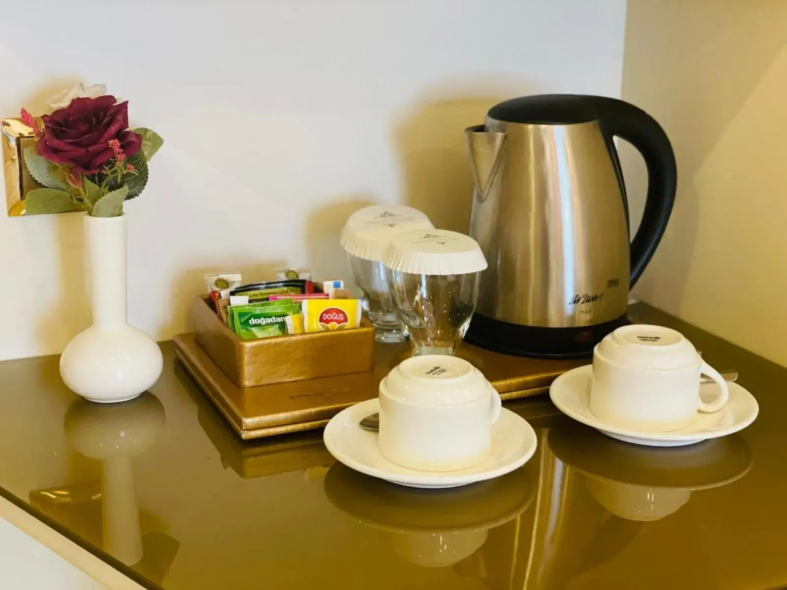 Coffee/tea facilities in Hotel Emirhan Palace