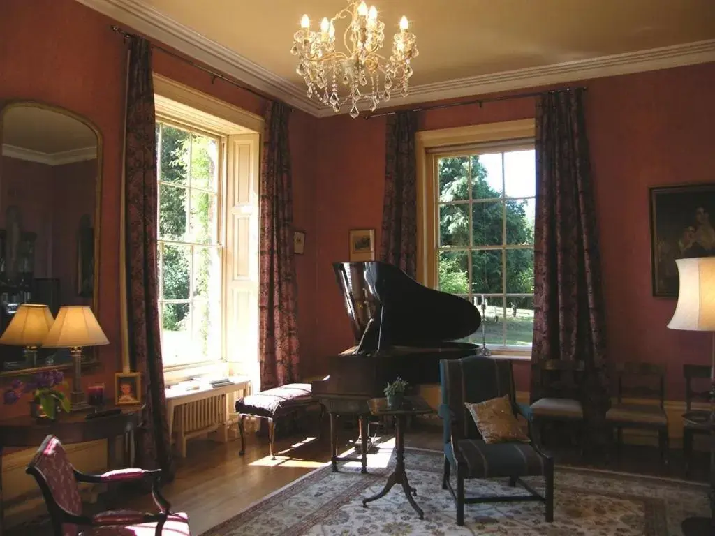 Living room in Glebe House Muston