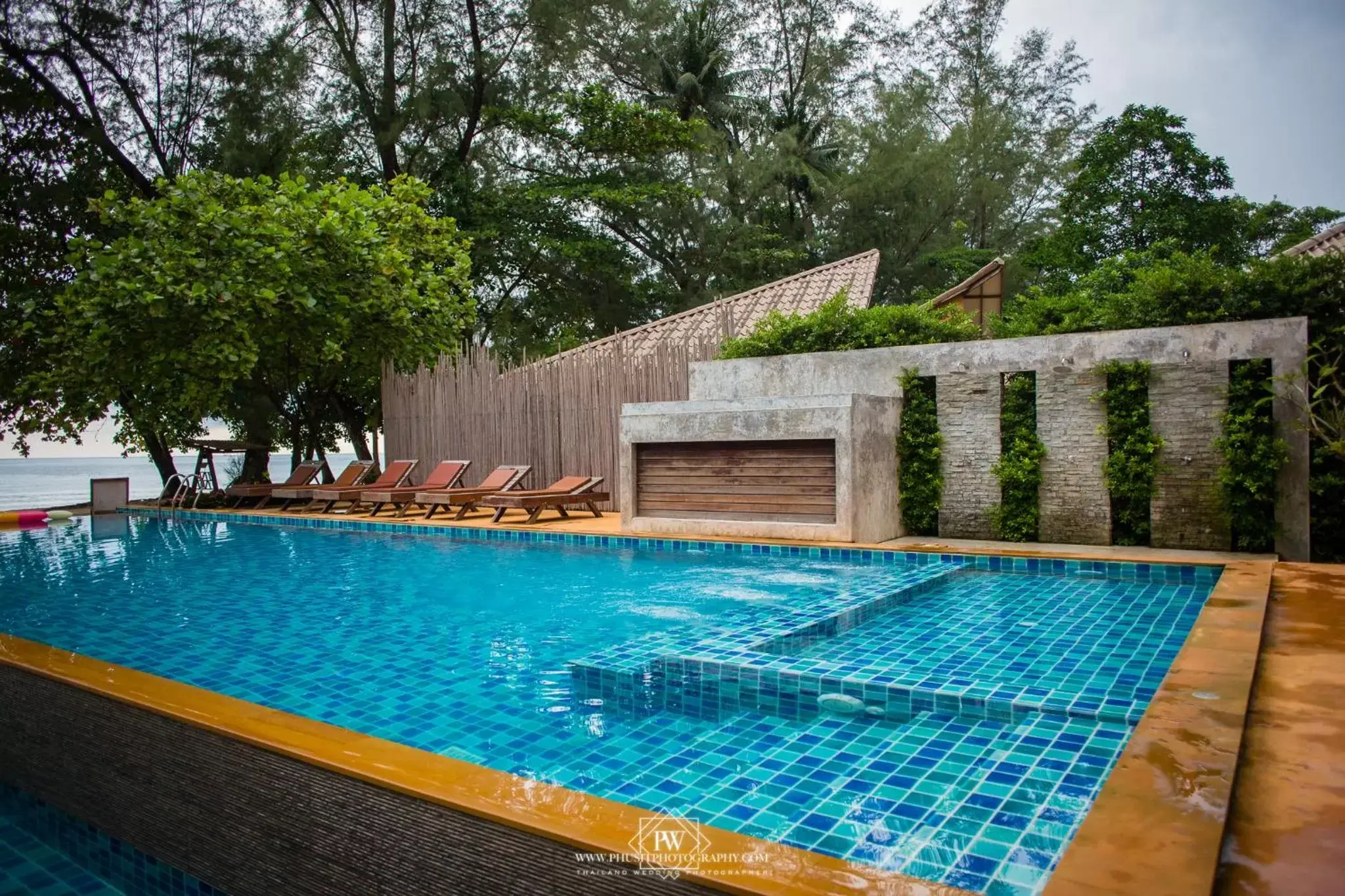 Pool view, Swimming Pool in Flora I Talay