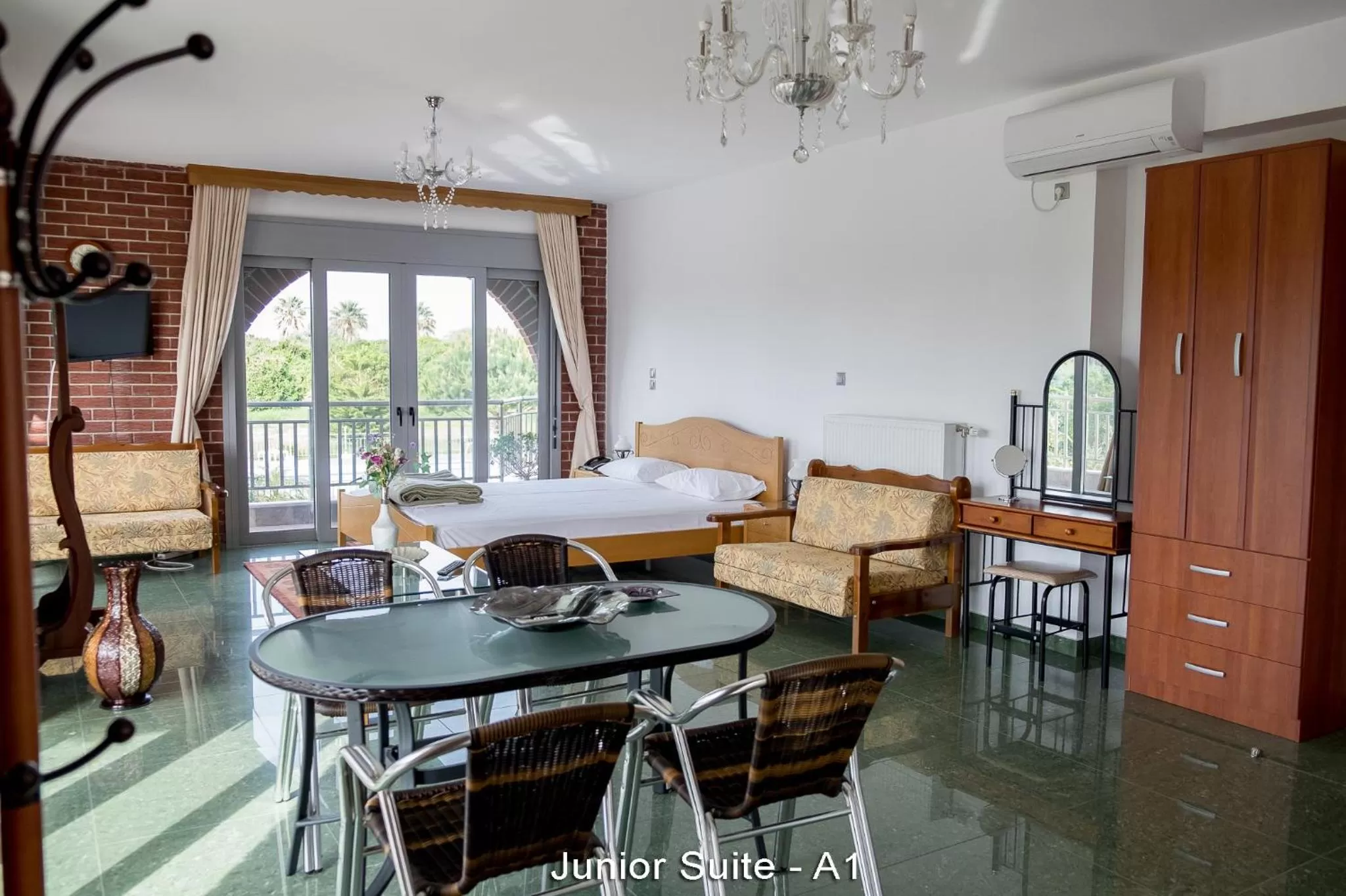 Bedroom in Ionion Star Hotel