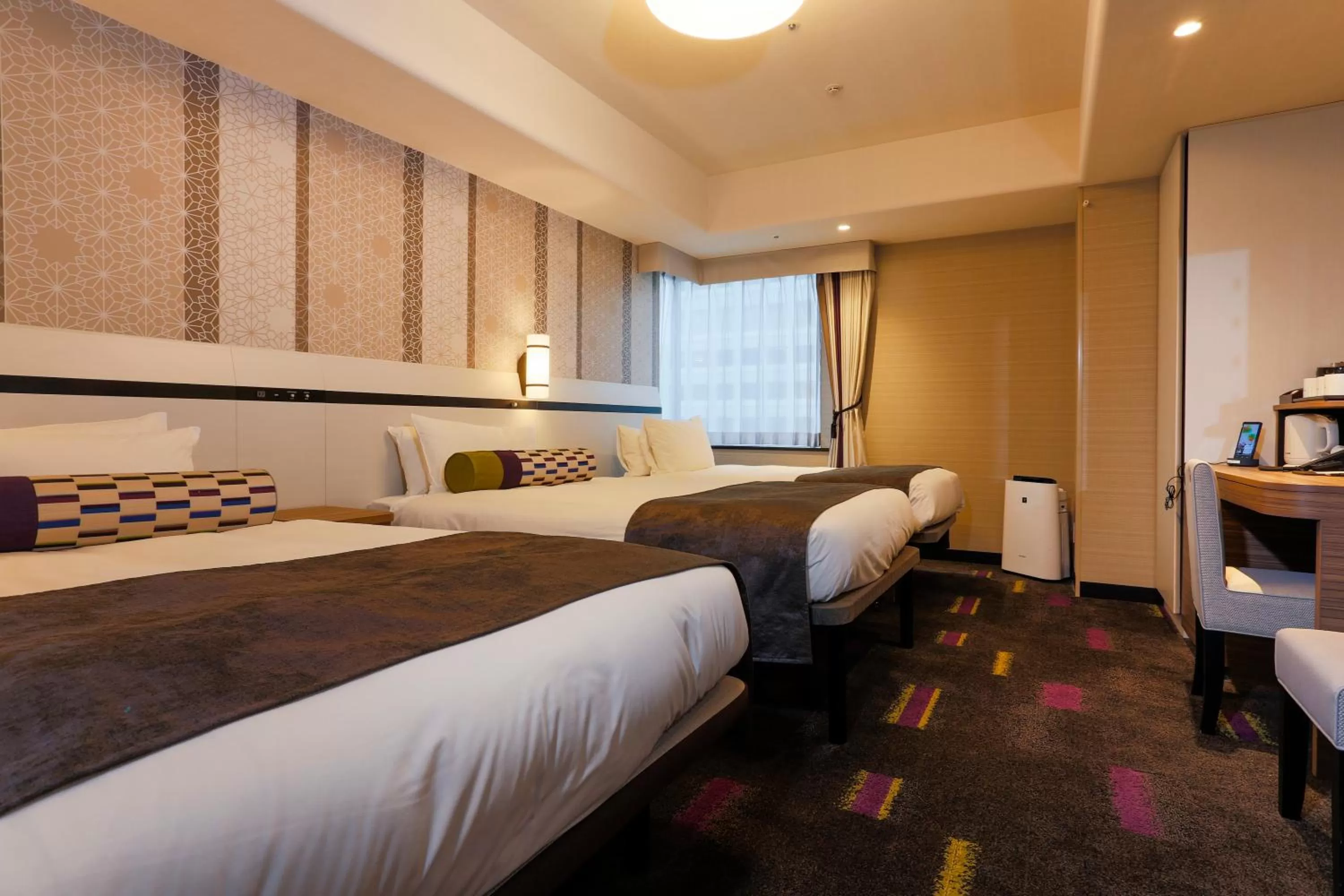 Photo of the whole room, Bed in Hotel Monterey Le Frere Osaka