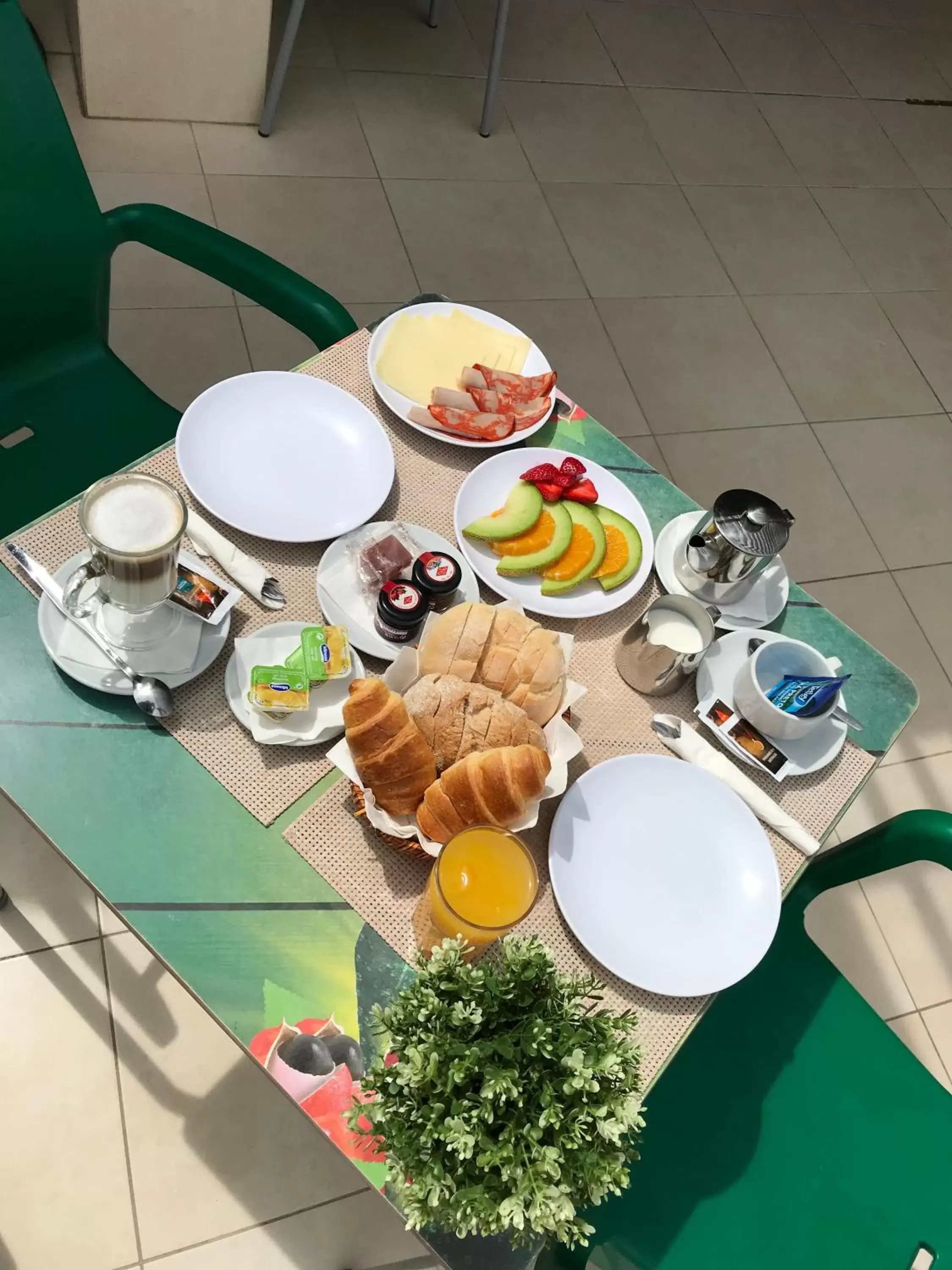 Continental breakfast in Ourabay Hotel Apartamento - Art & Holidays