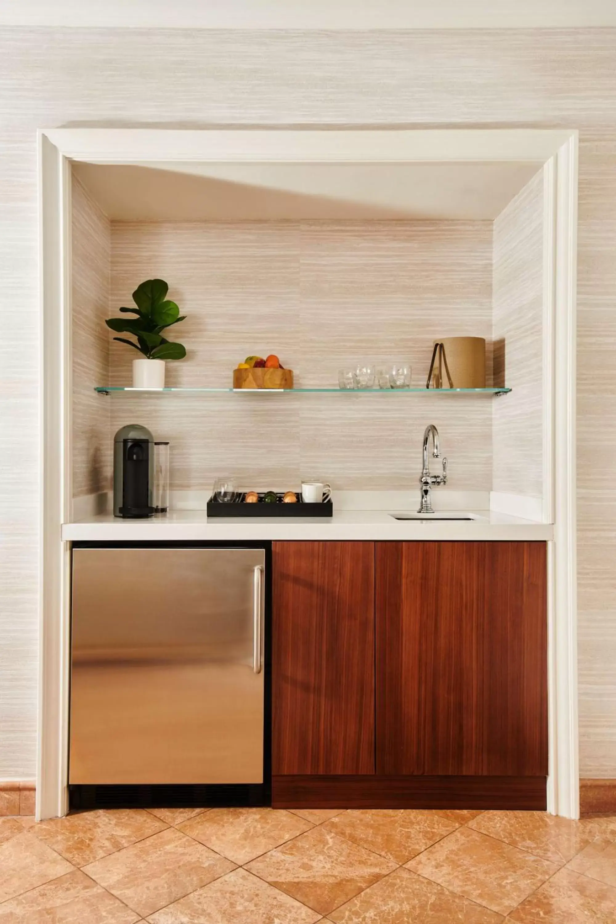 Photo of the whole room, Kitchen/Kitchenette in Grand Wailea Resort Hotel & Spa, A Waldorf Astoria Resort