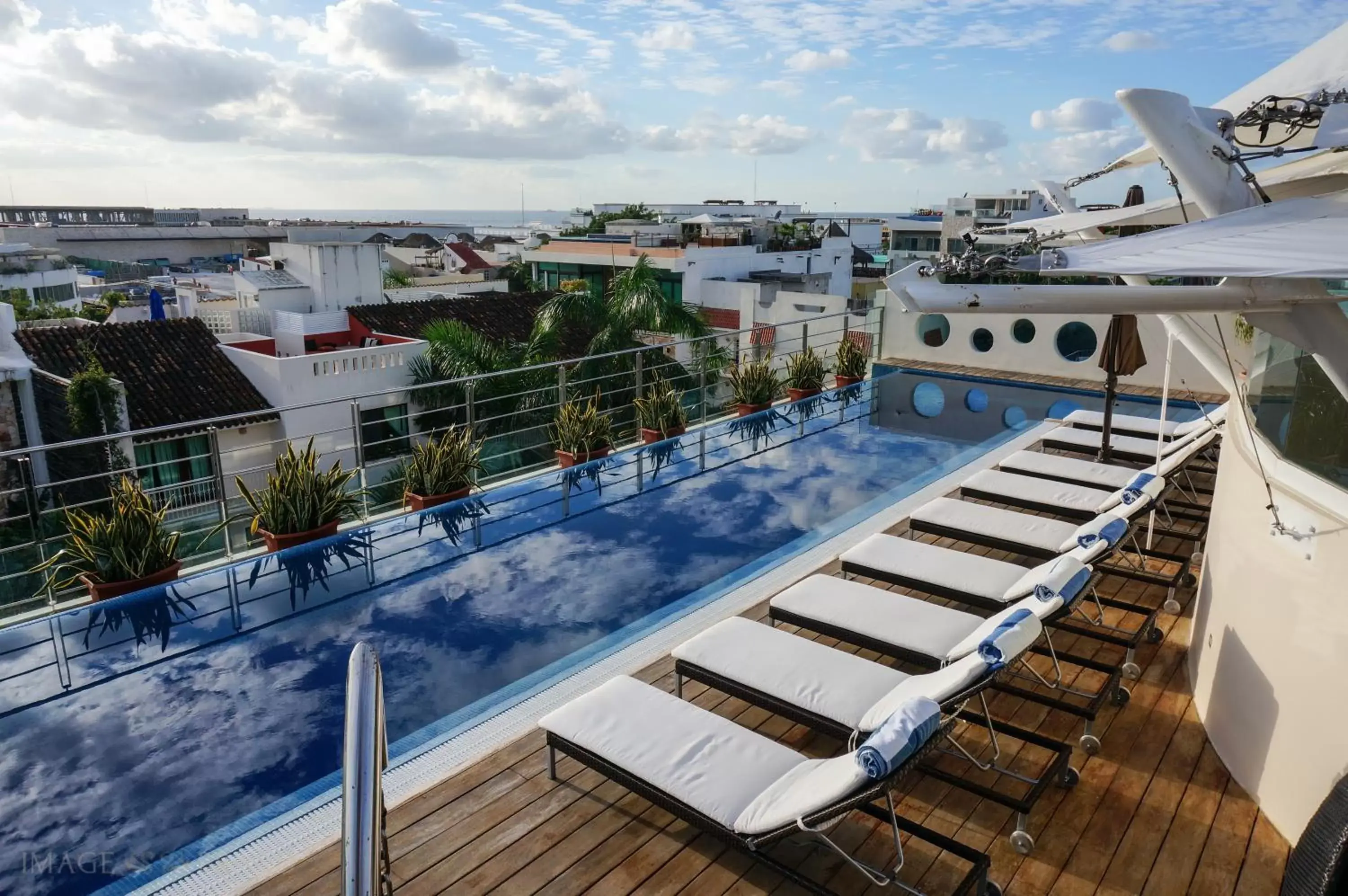 Swimming Pool in Senses Quinta Avenida Hotel By Artisan