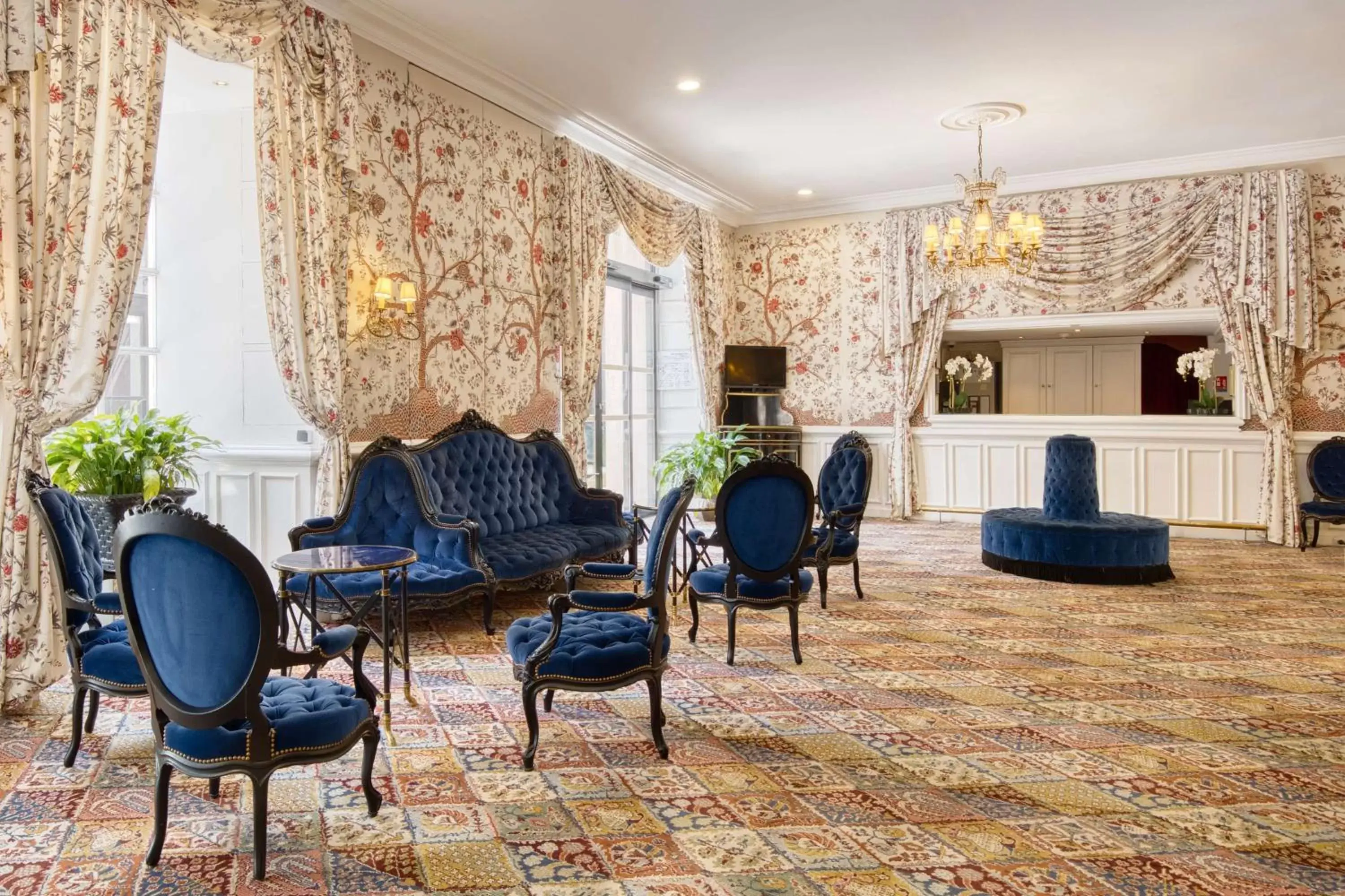 Lobby or reception, Seating Area in Grand Hotel de l'Opera - BW Premier Collection