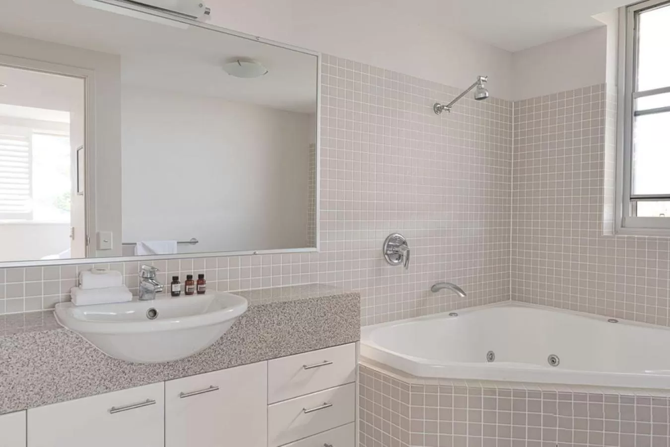 Bathroom in Grandview Apartments