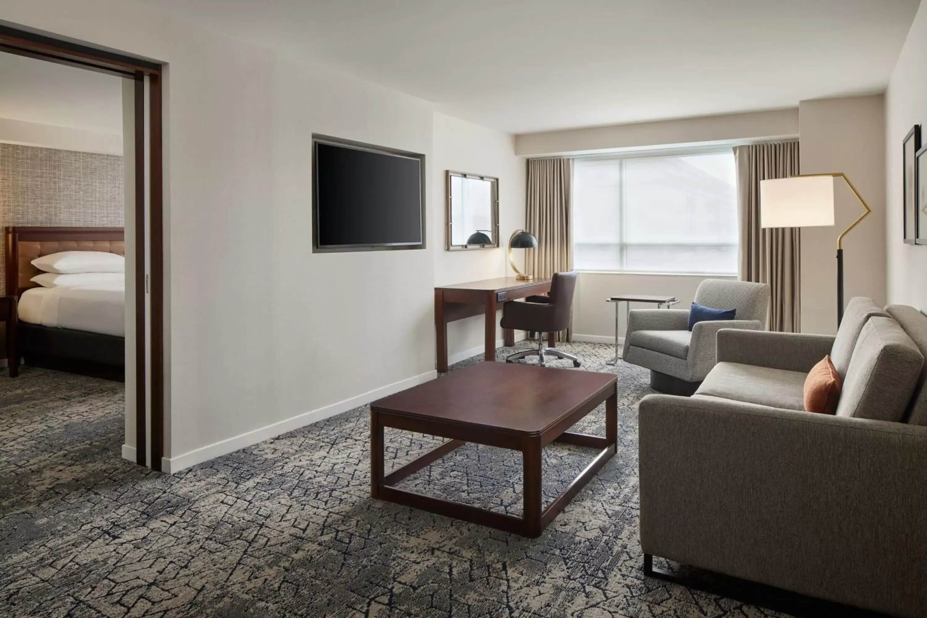 Living room, Seating Area in Sheraton Valley Forge King of Prussia