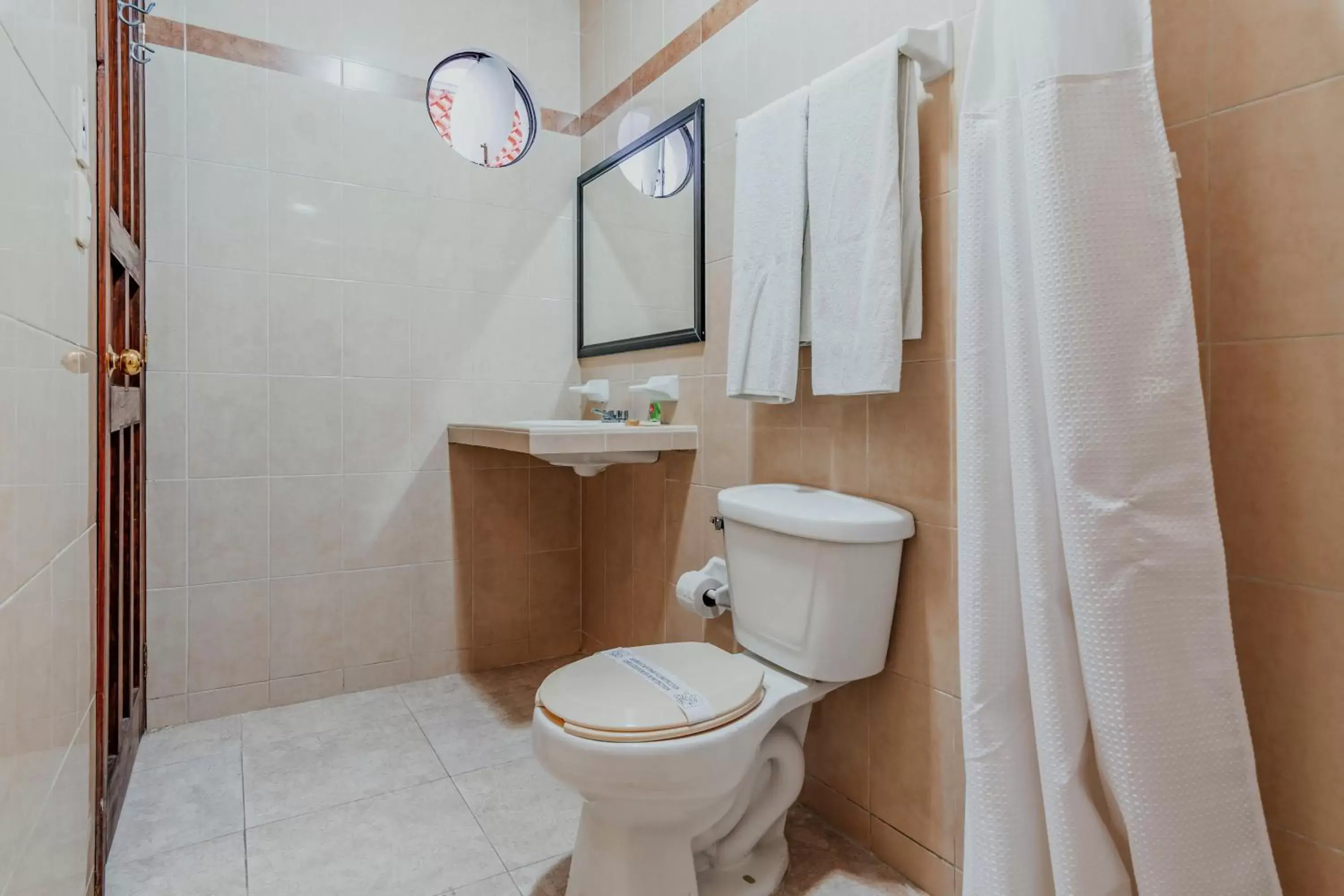 Bathroom in Hotel Santa María Mérida