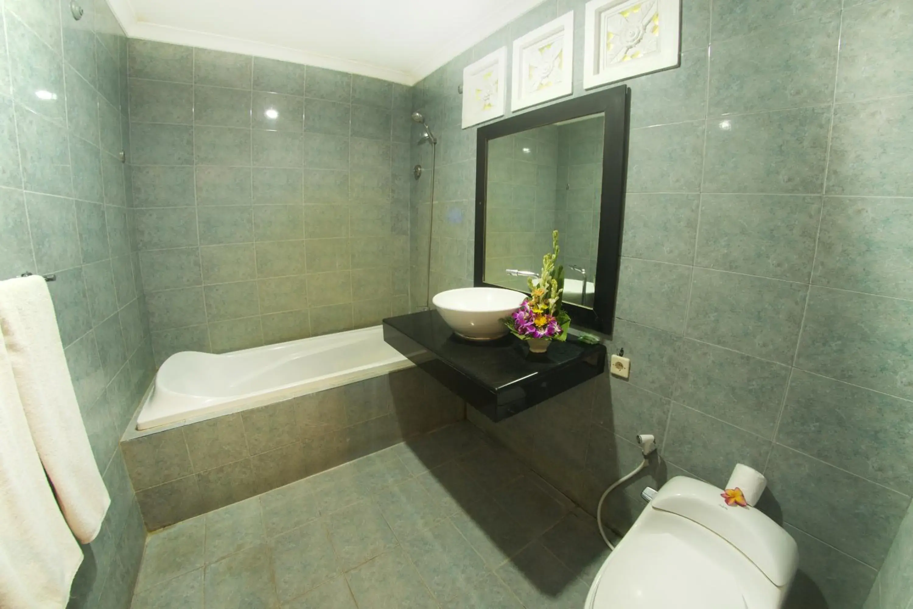 Bathroom in Sindhu Mertha Suite