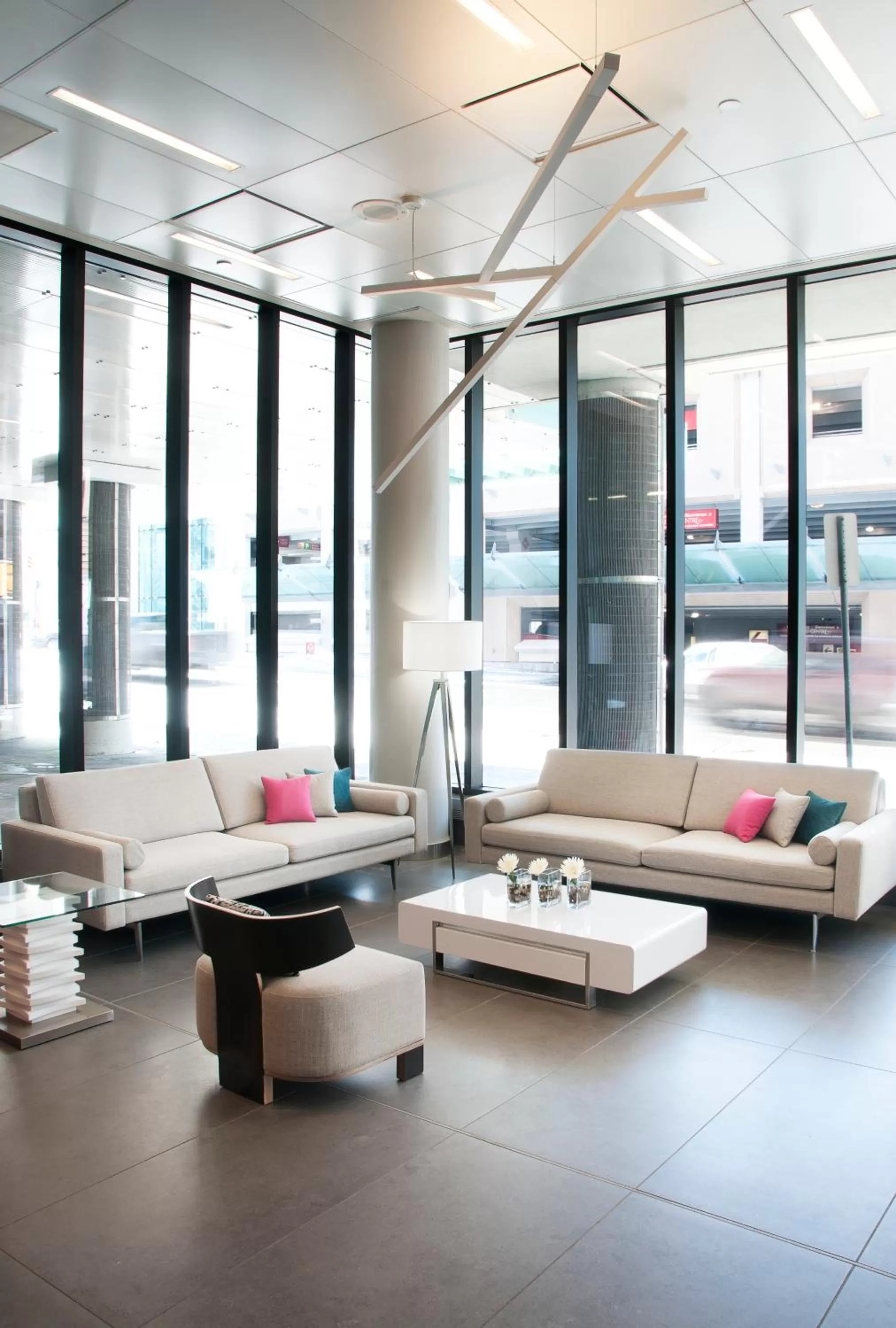 Lobby or reception in DoubleTree by Hilton Ottawa Downtown