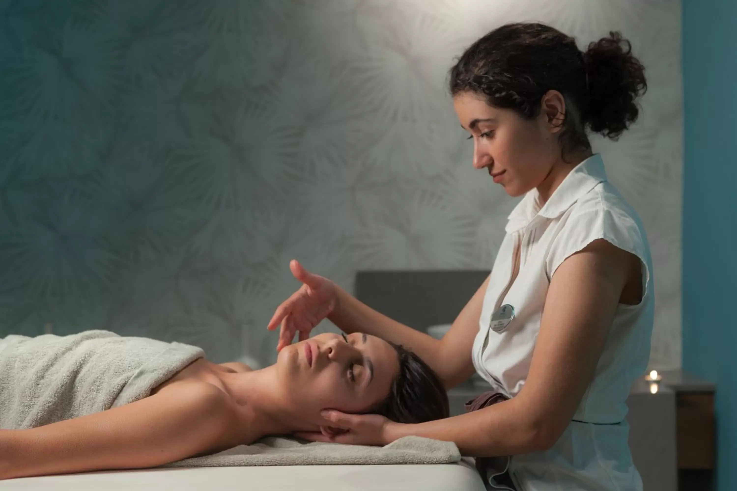 Massage in Blue Lagoon City Hotel