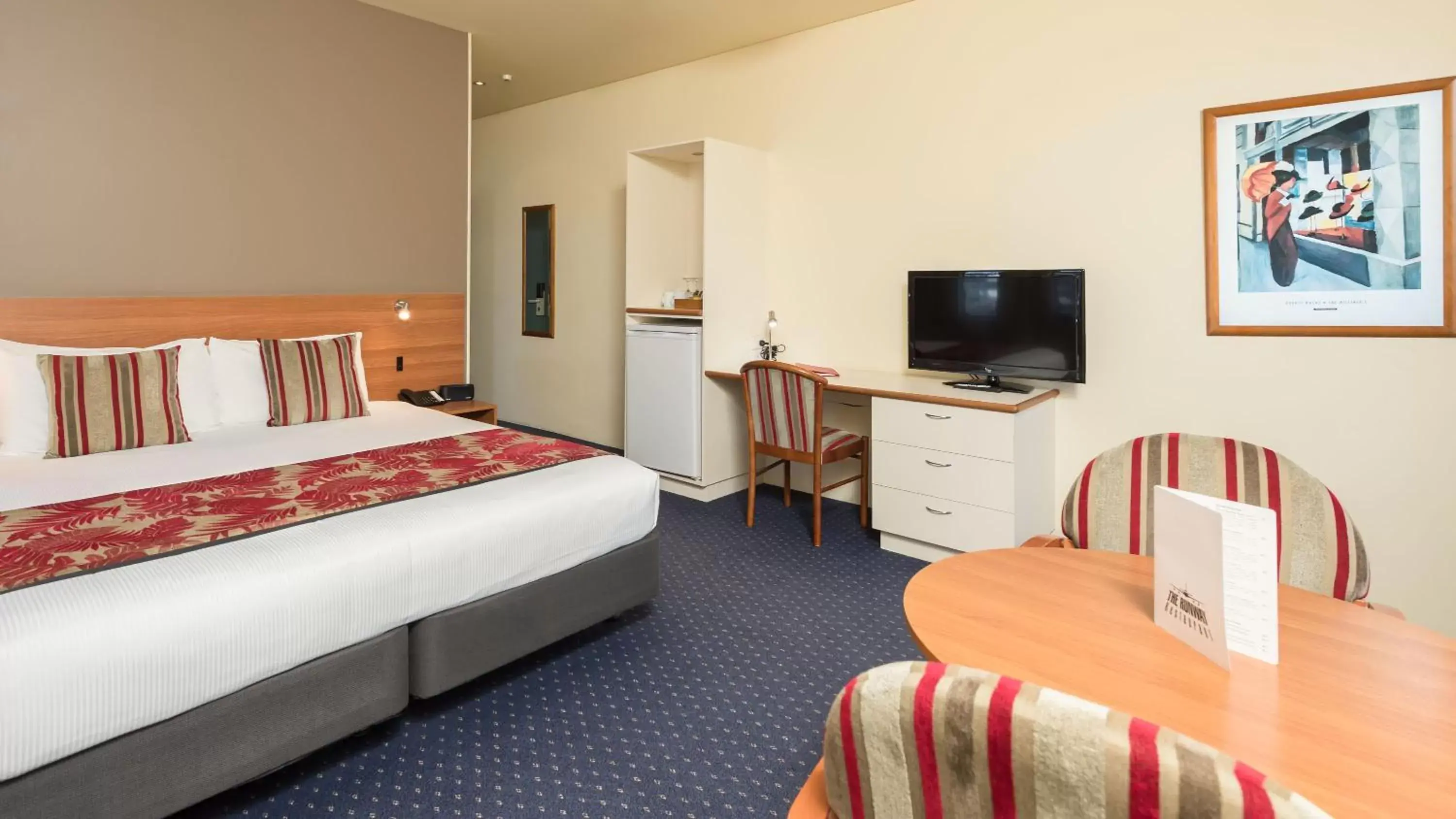 Bedroom, Bed in Heartland Hotel Auckland Airport