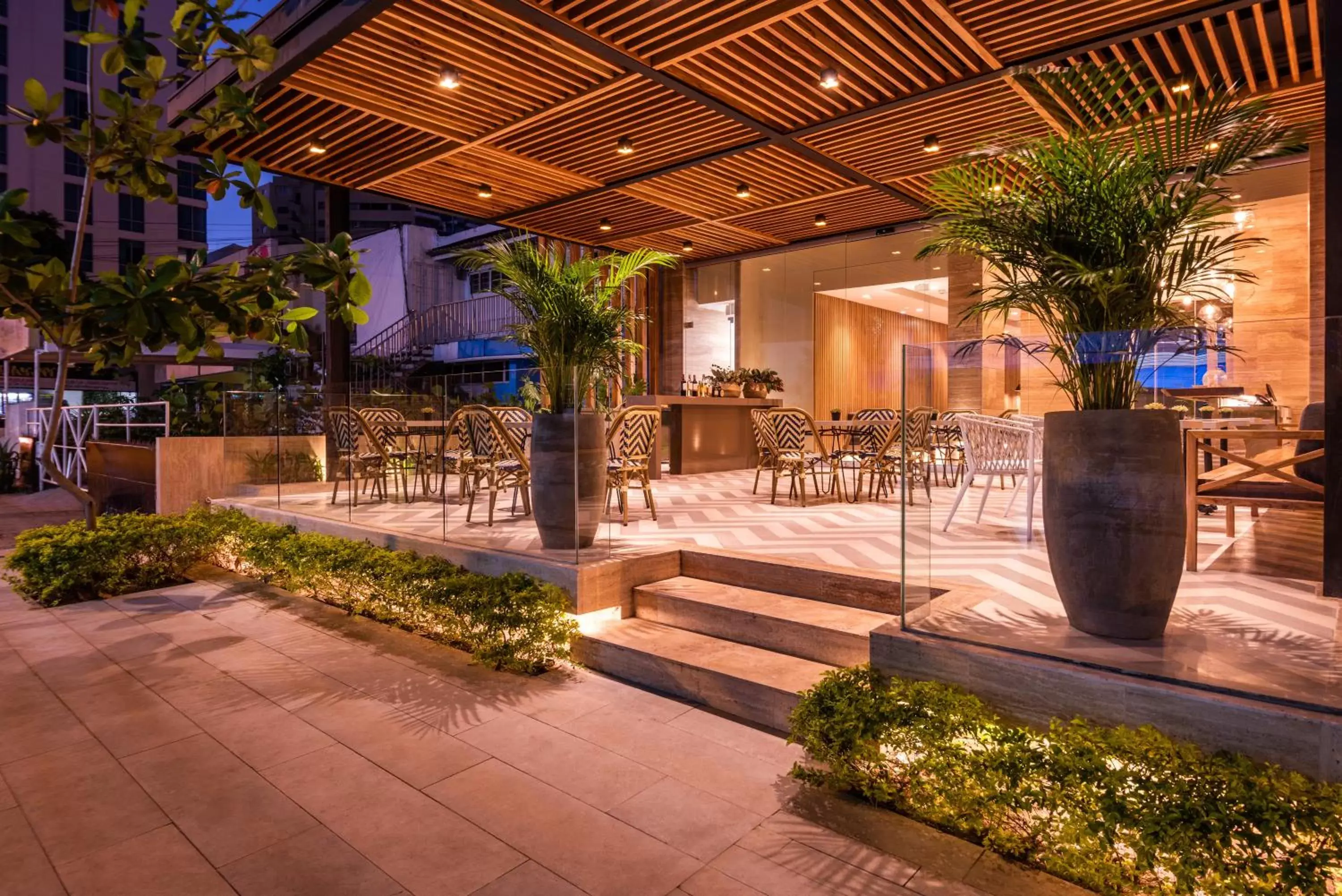 Facade/entrance in Oz Hotel Luxury Facade/entrance in Oz Hotel Luxury