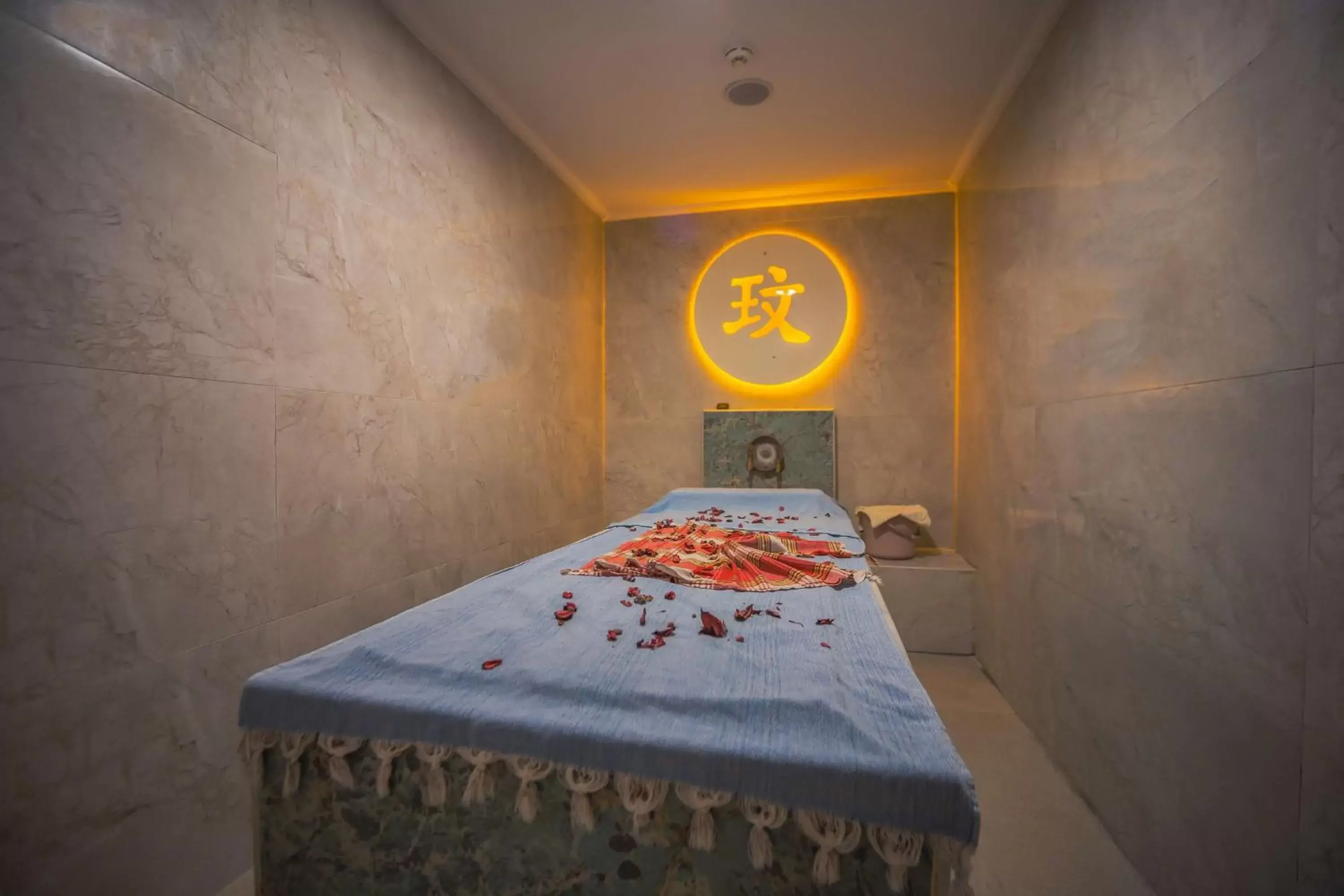 Spa and wellness centre/facilities in Best Western Plus Khan Hotel