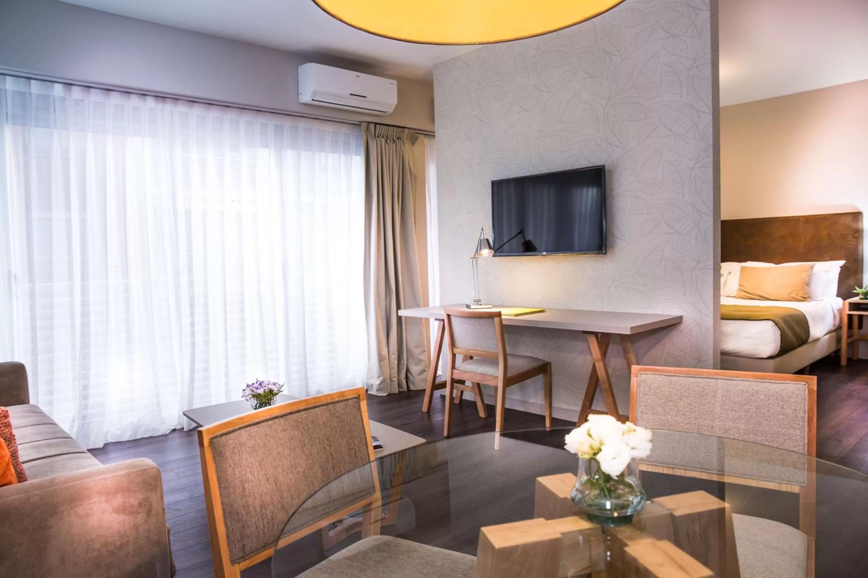 Photo of the whole room, Bed in Dazzler by Wyndham Polo