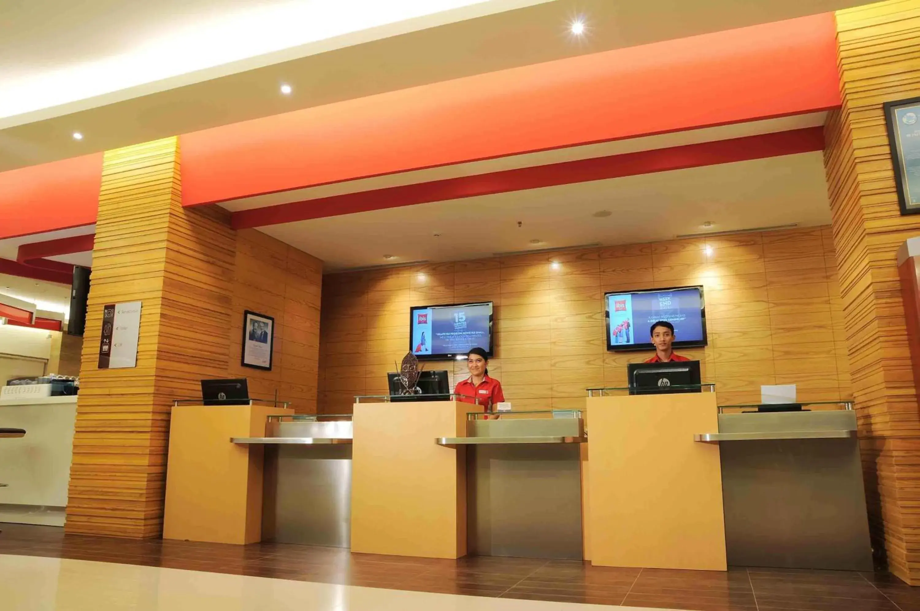 Lobby or reception in Ibis Balikpapan Hotel