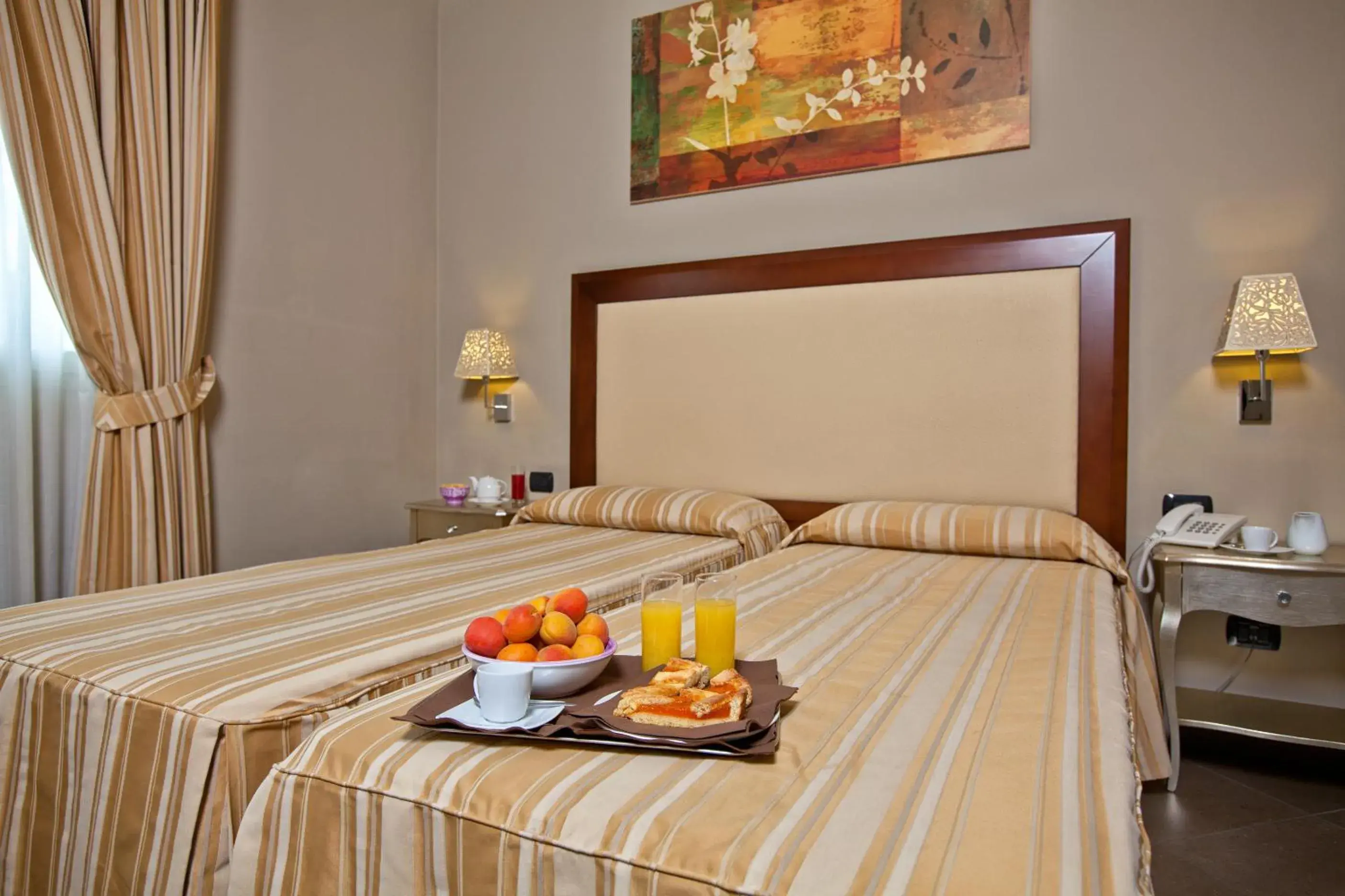 Bed, Breakfast in Hotel For You