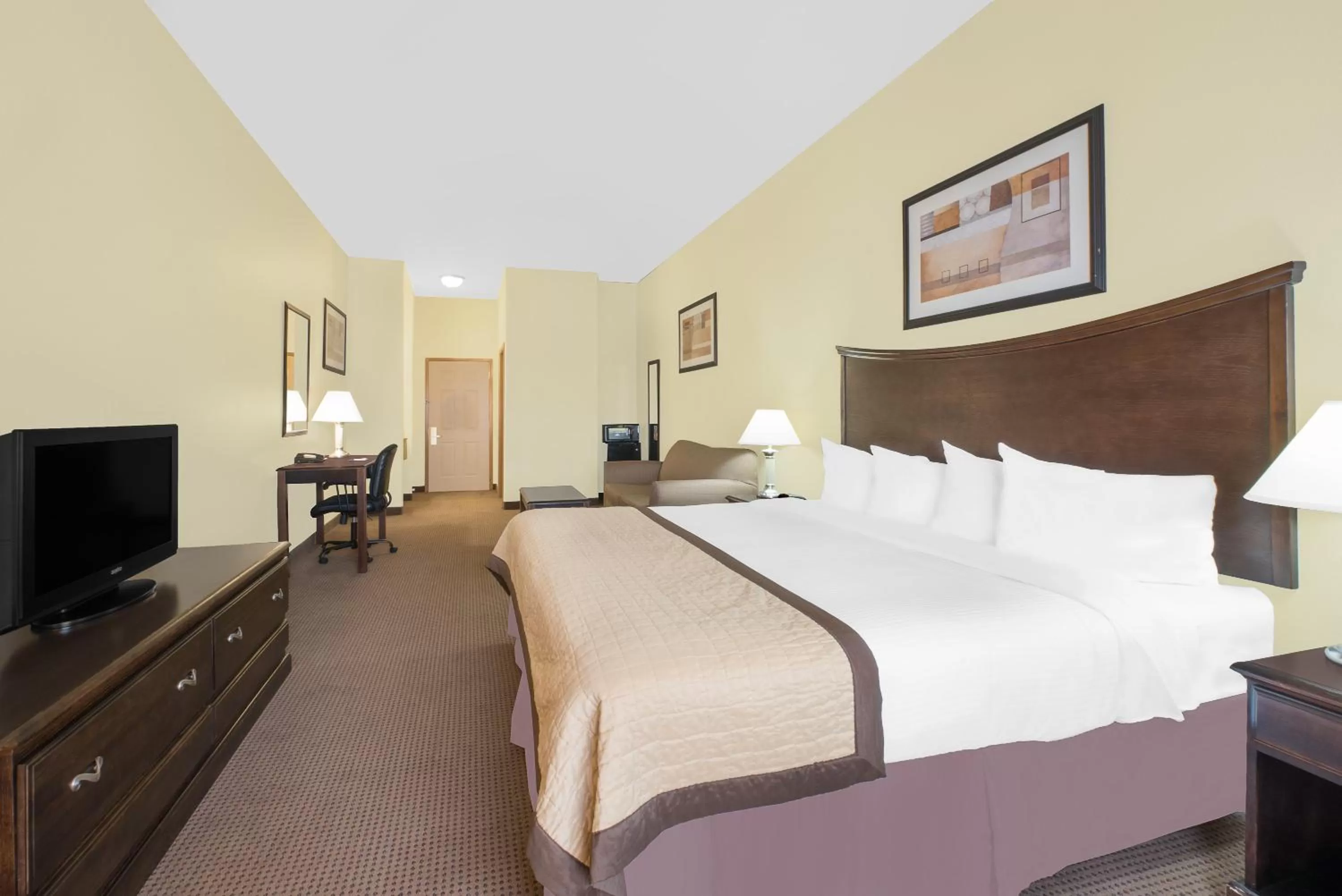 Bed in Baymont by Wyndham Snyder