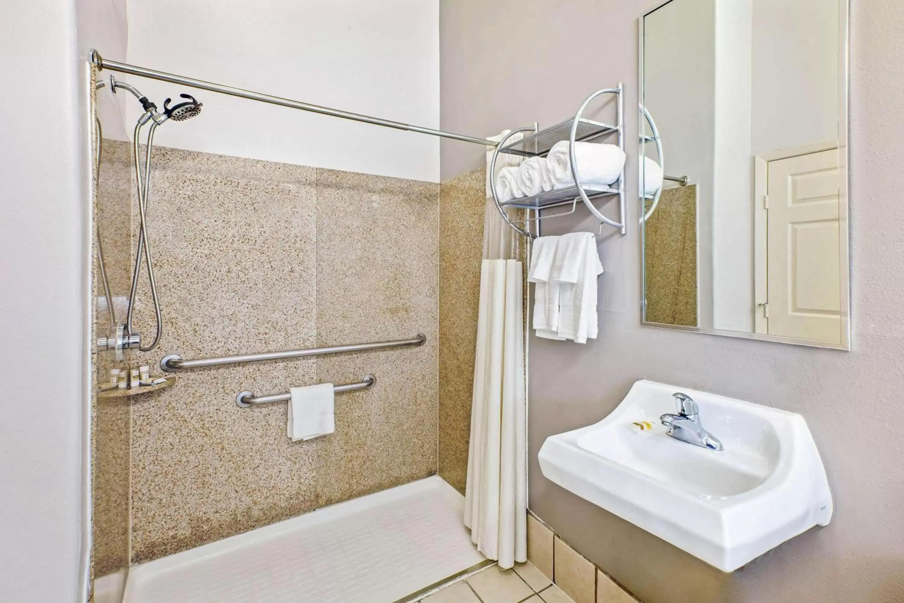 Shower, Bathroom in La Quinta by Wyndham Deer Park