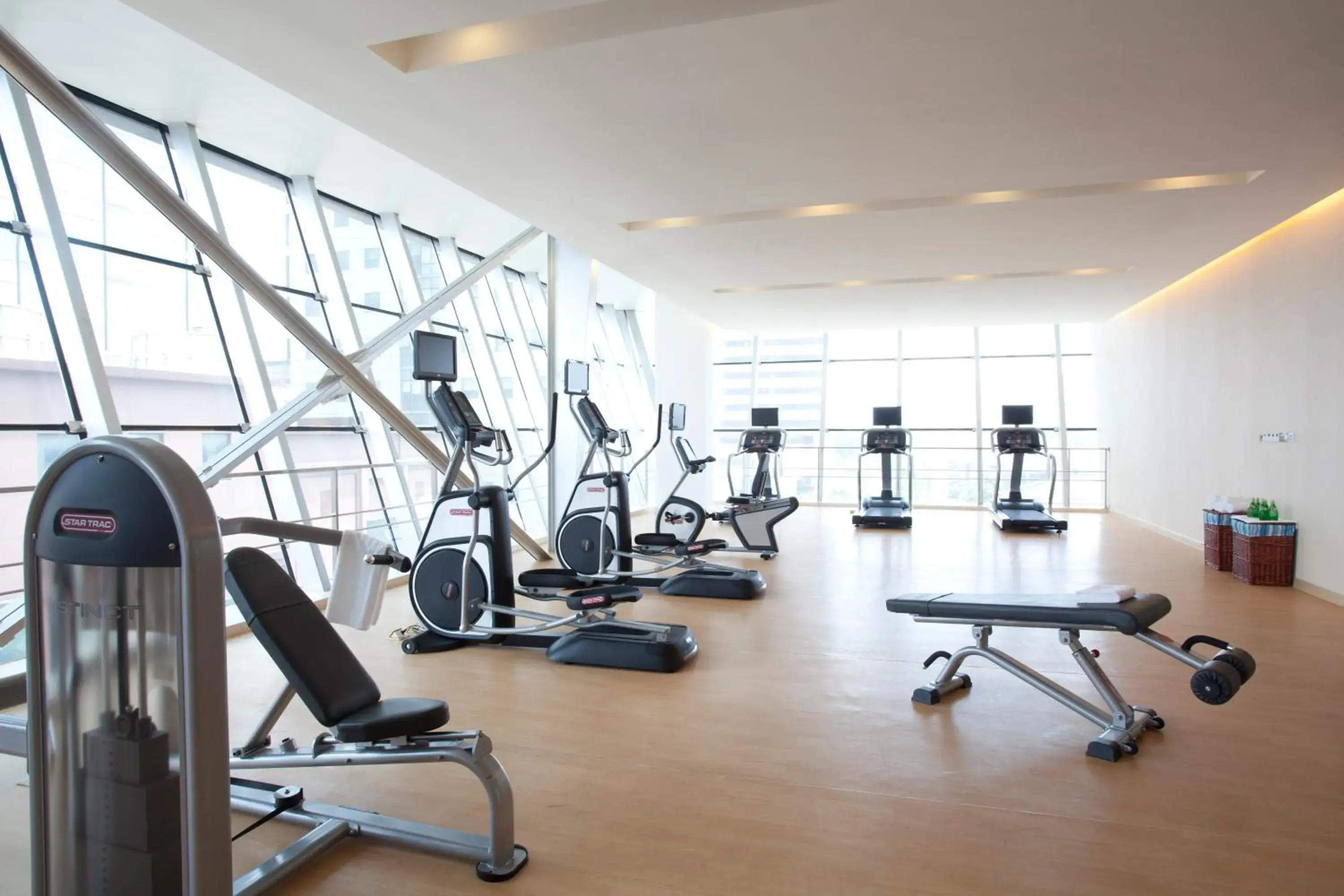 Fitness centre/facilities, Fitness Center/Facilities in Regal Plaza Hotel & Residence