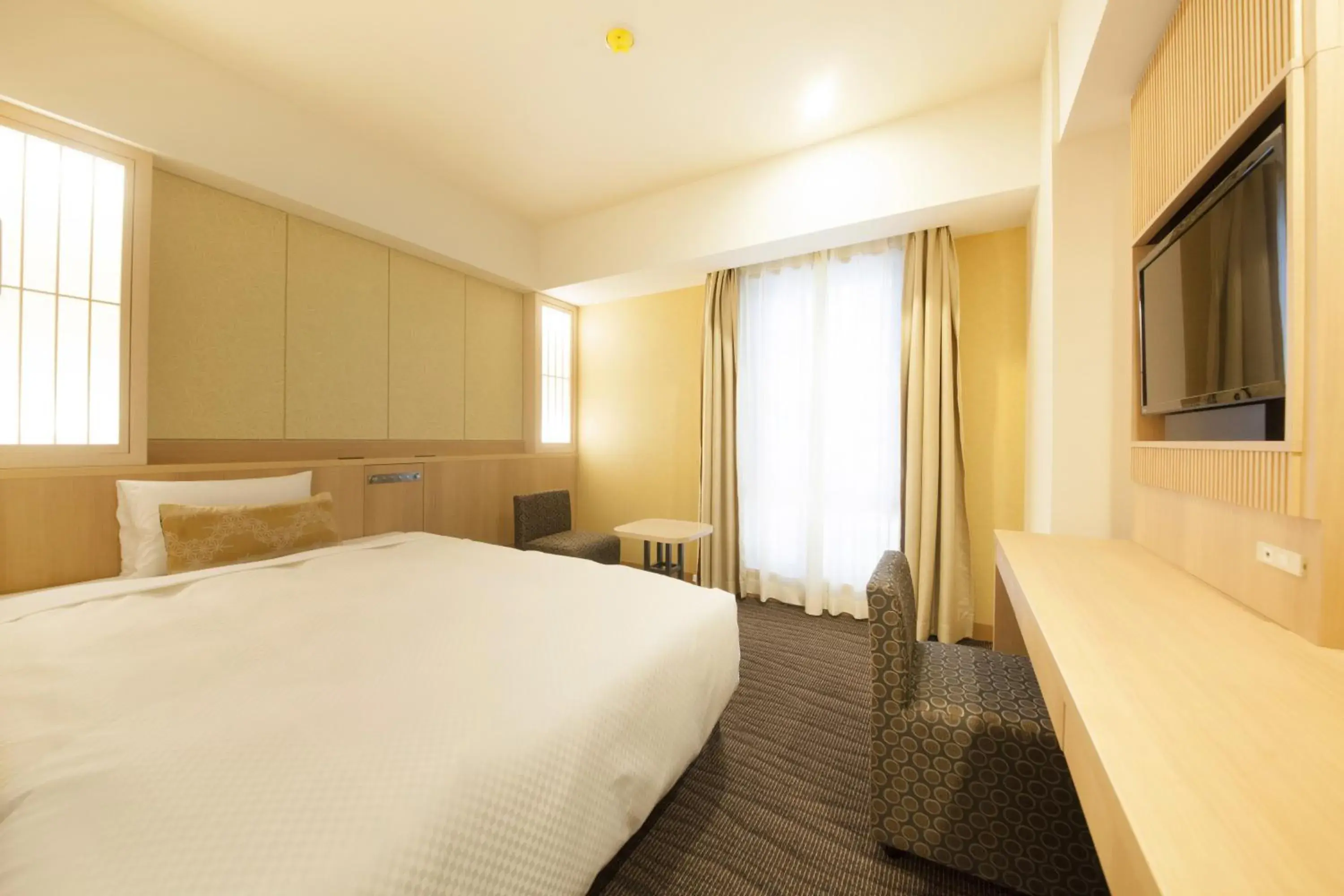 Day, Bed in Vessel Hotel Campana Kyoto Gojo