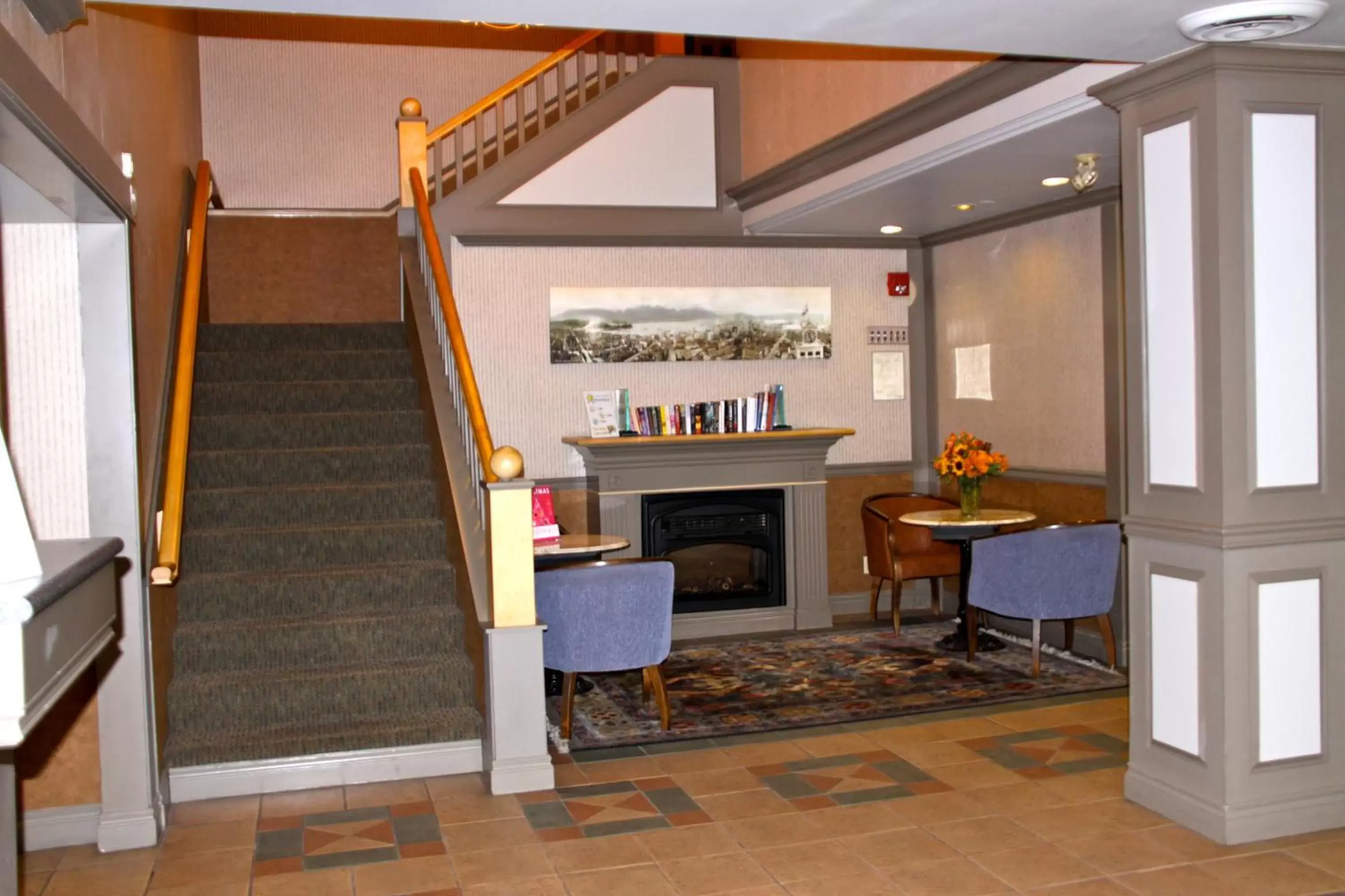 Lobby or reception in Days Inn by Wyndham Vancouver Downtown