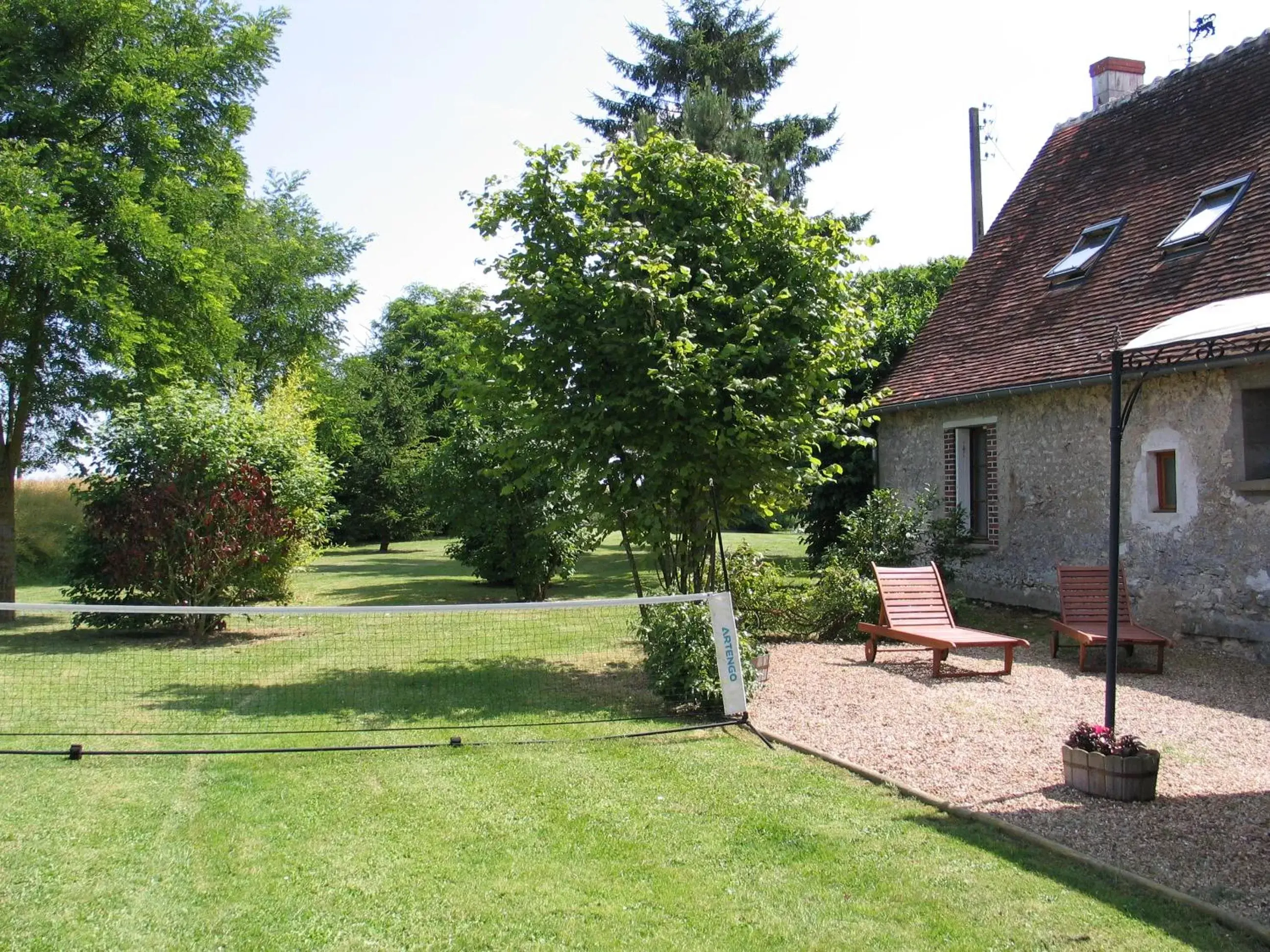 Garden, Property Building in La Bihourderie