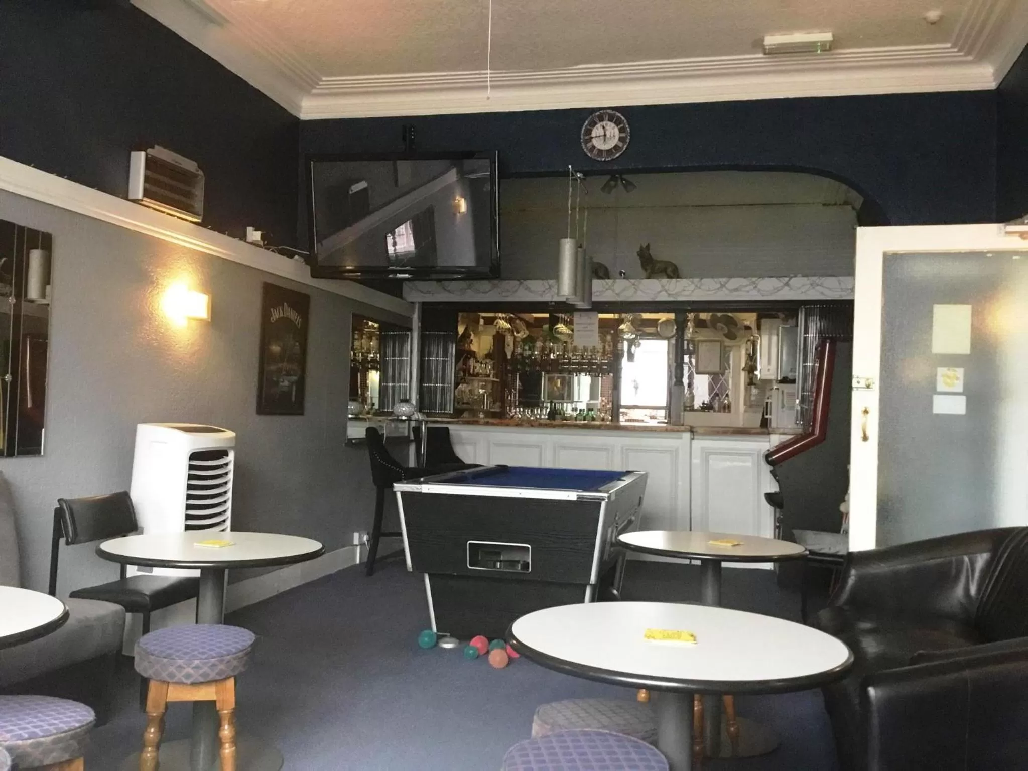 Lounge or bar in Shore Stay Guest House