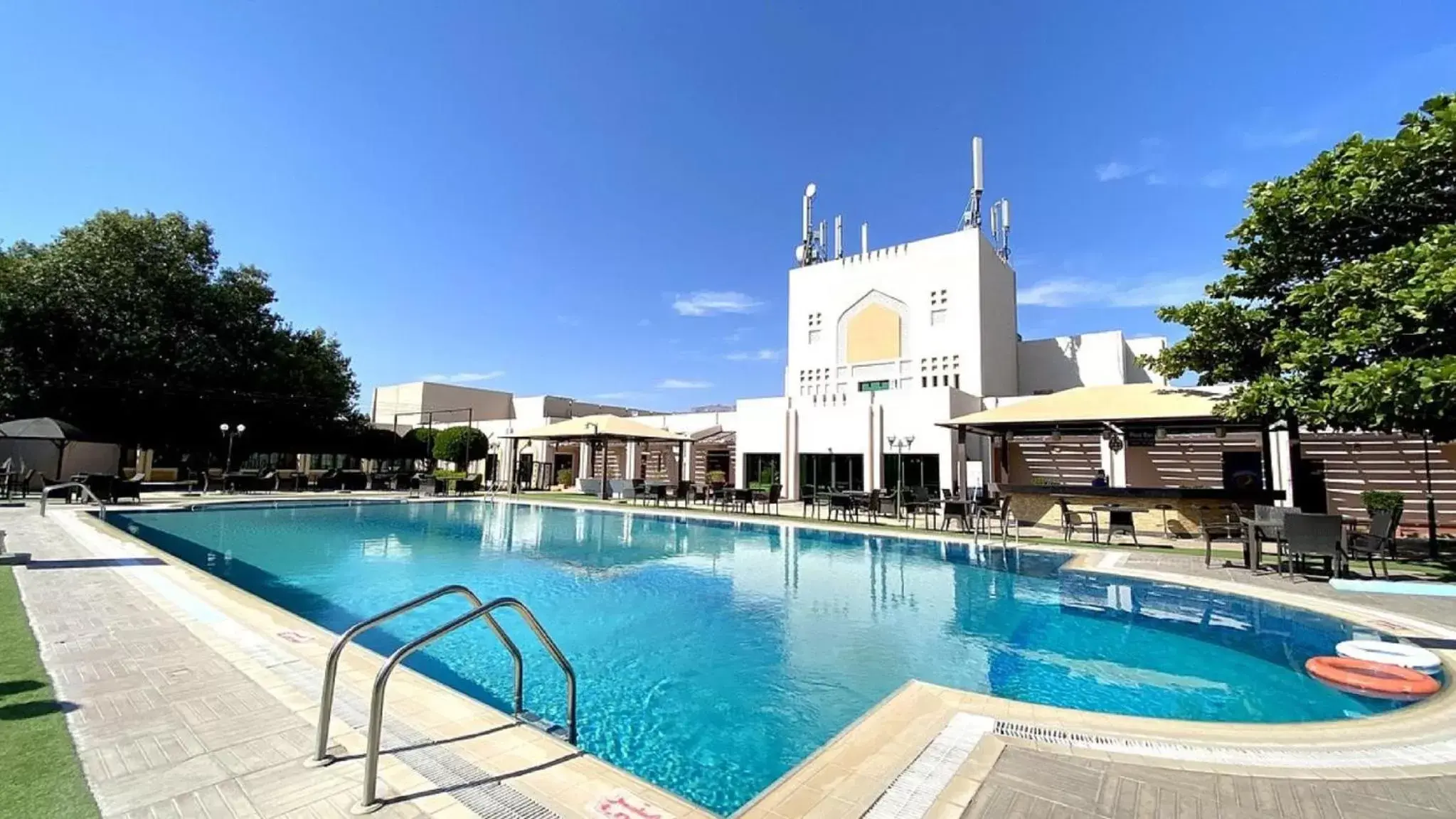 Swimming Pool in Golden Tulip Nizwa Hotel