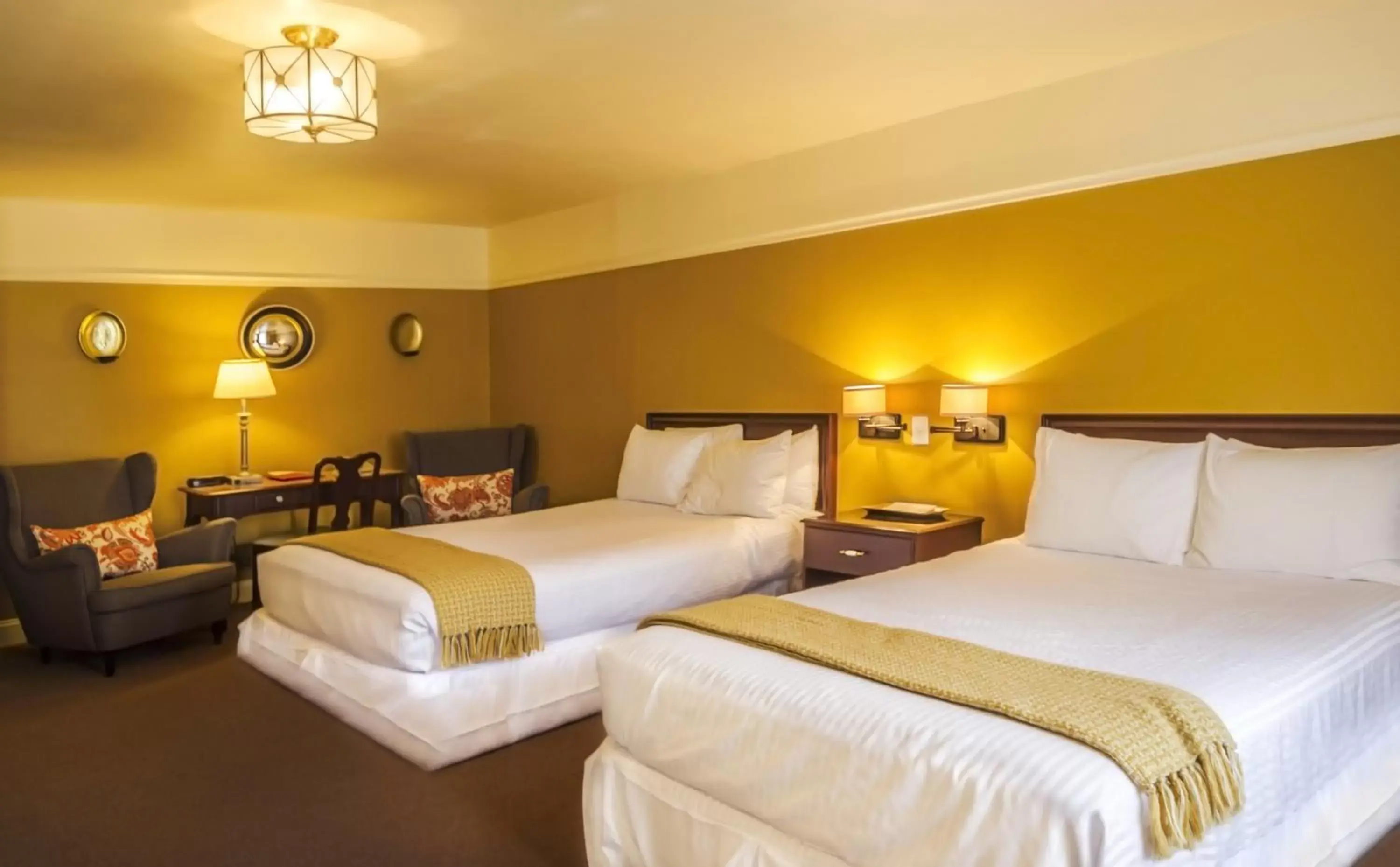 Bedroom, Bed in The University Inn at Emory Bedroom, Bed in The University Inn at Emory