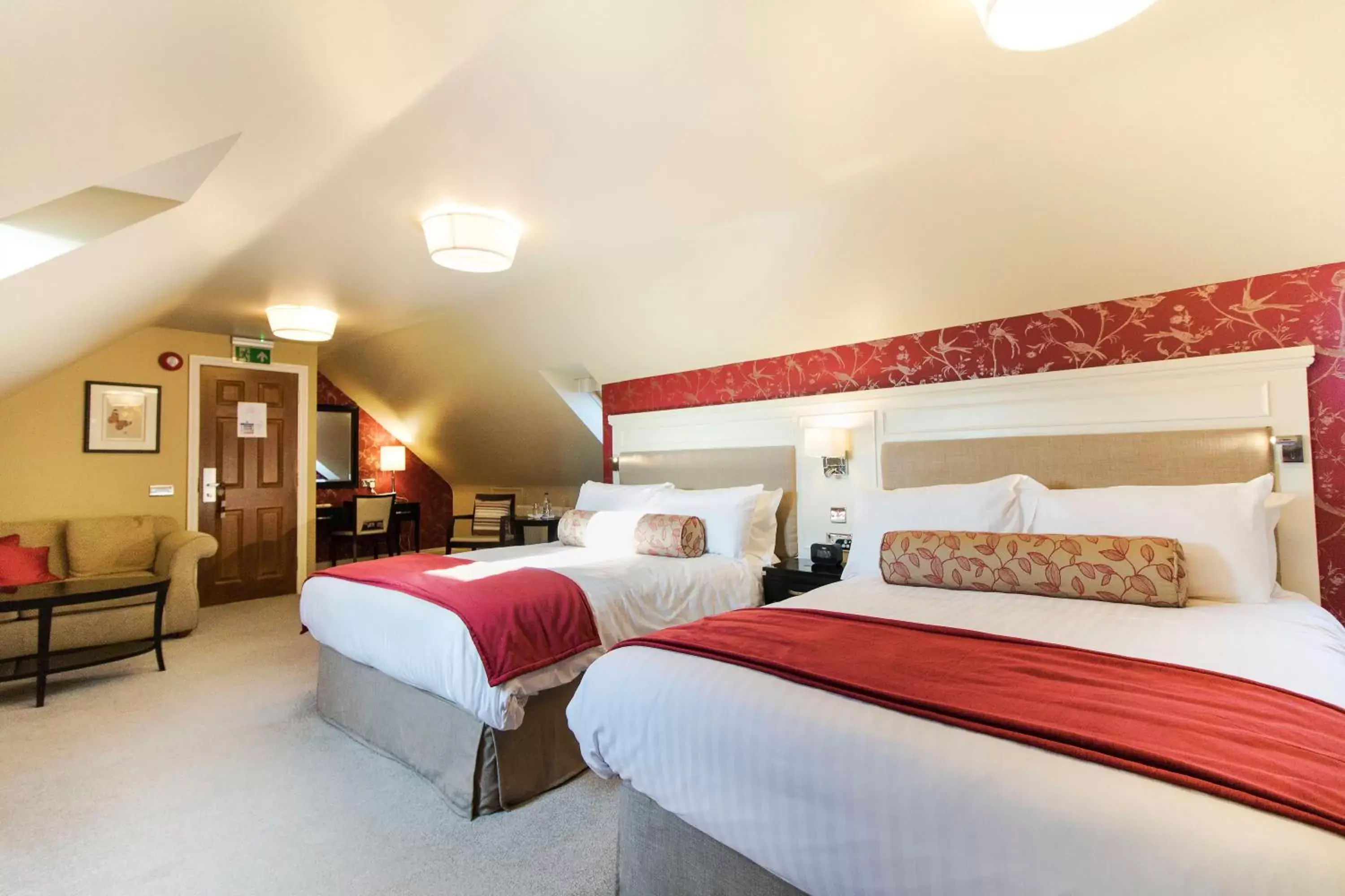 Bedroom, Bed in The Shrubbery Hotel, Ilminster Bedroom, Bed in The Shrubbery Hotel, Ilminster