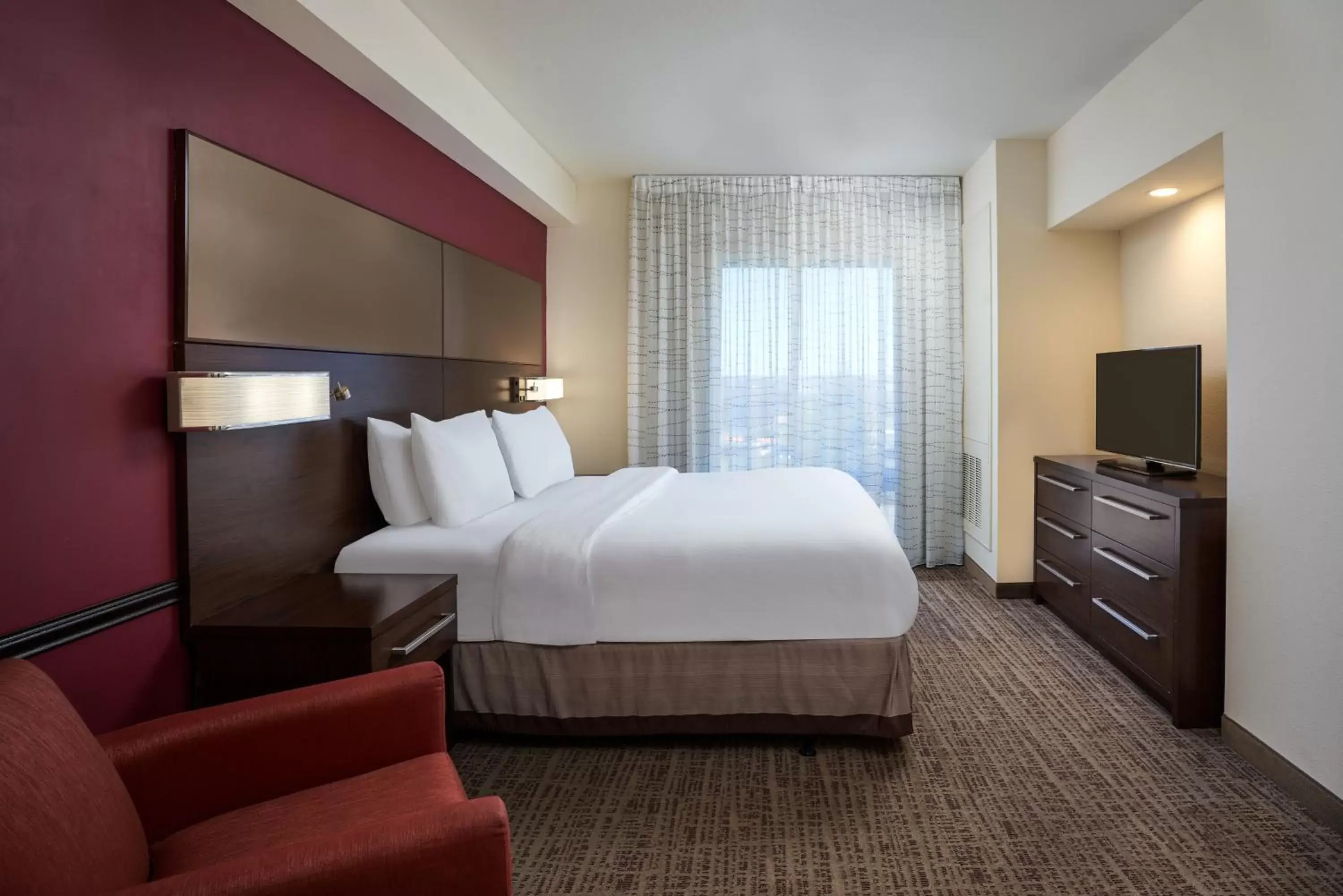 Bed in Residence Inn by Marriott Philadelphia Airport