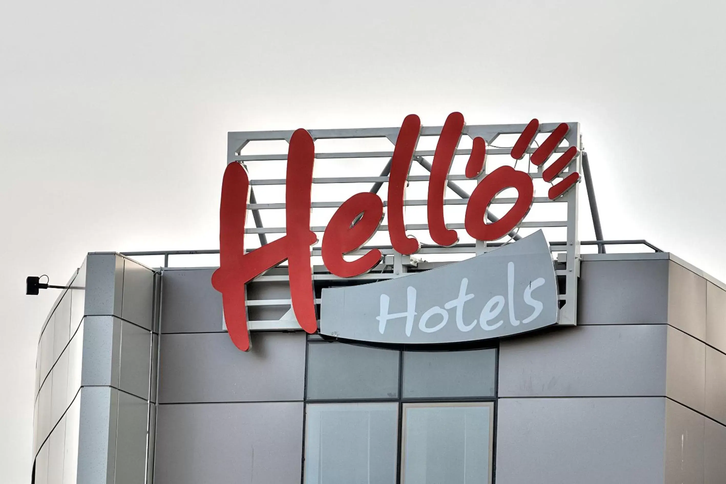 Facade/entrance, Property Logo/Sign in Hello Hotels Gara de Nord