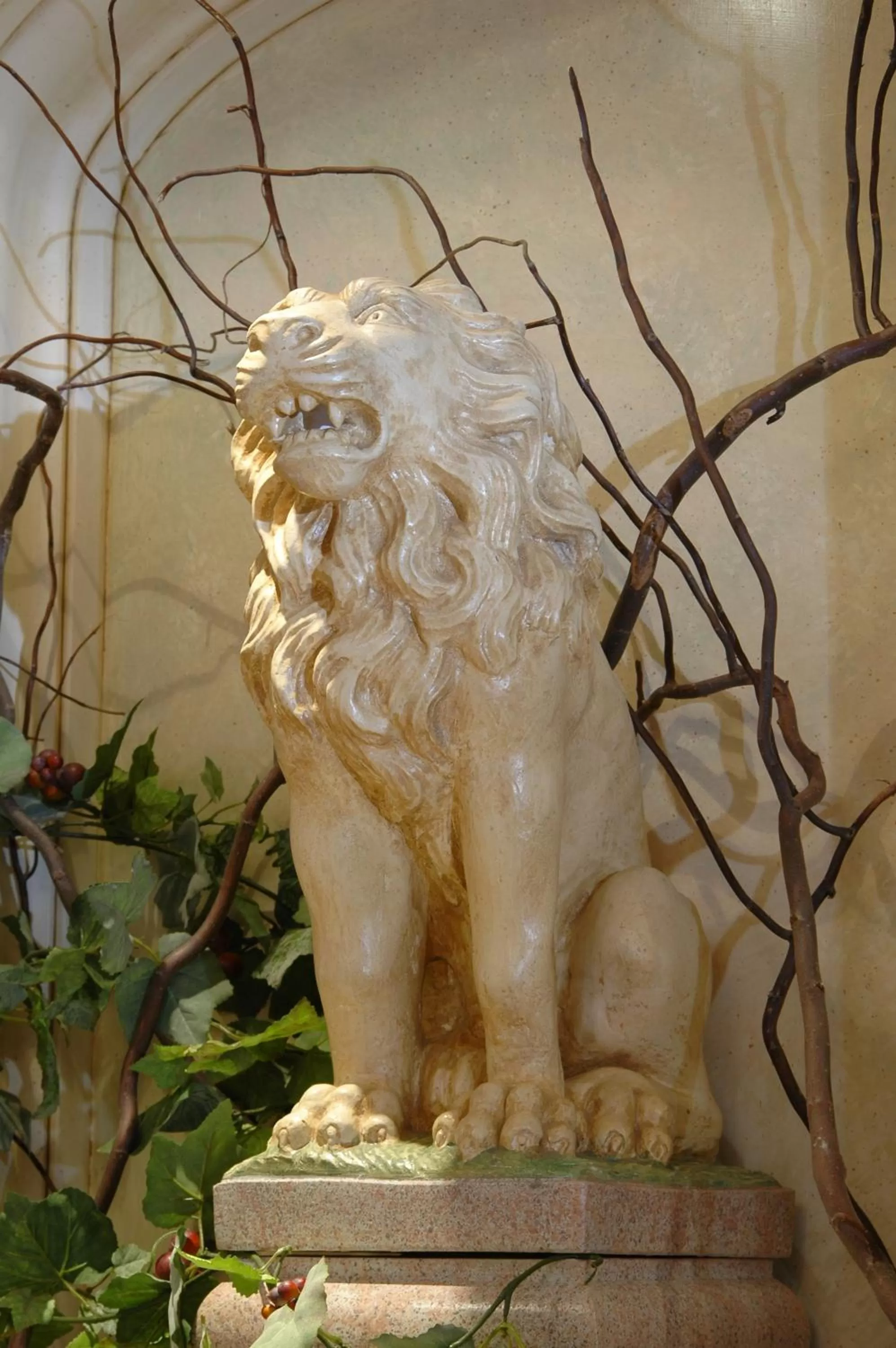 Decorative detail in Hotel Löwen-Weinstube