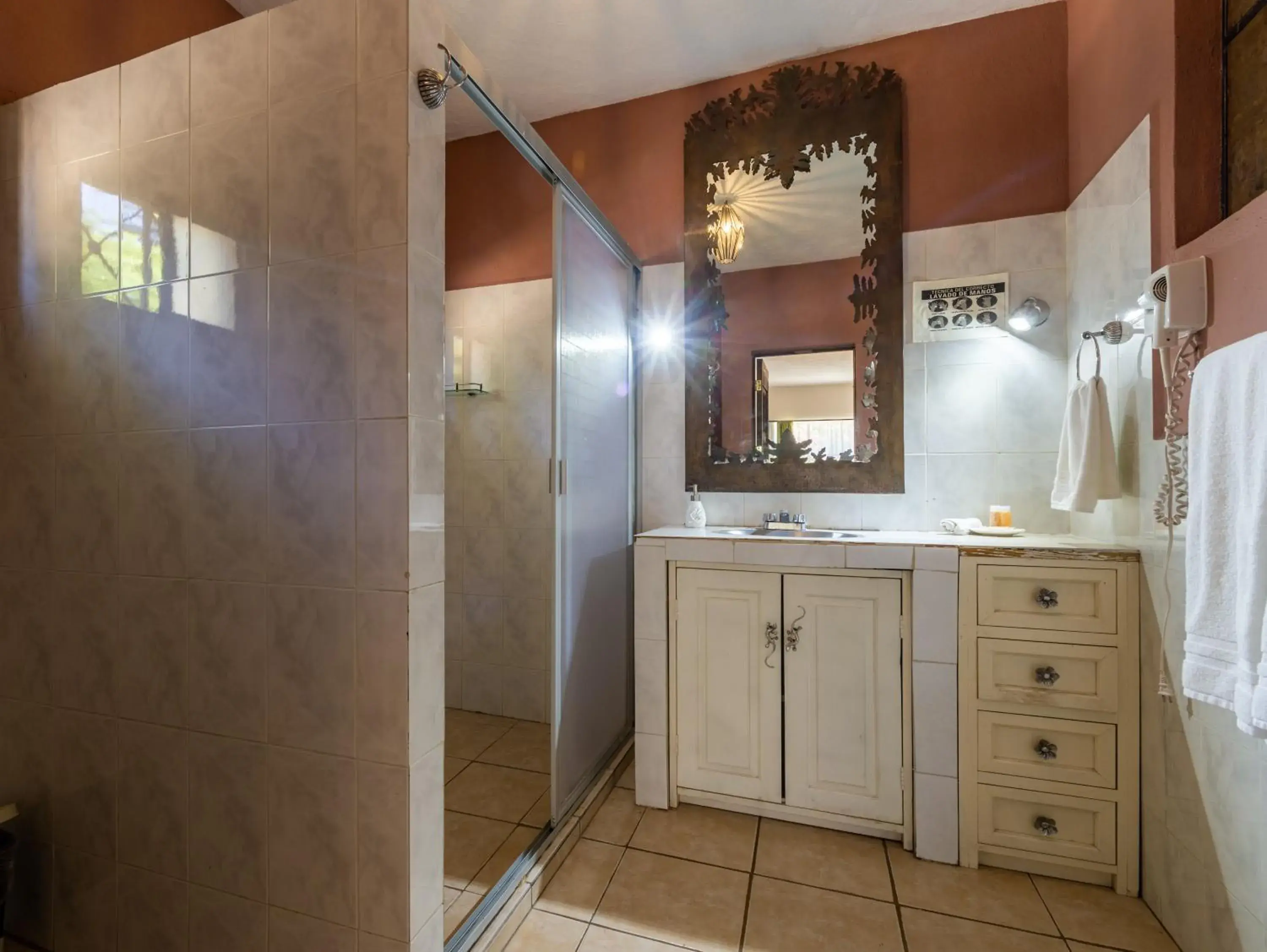 Bathroom in Hotel Casa Santamar