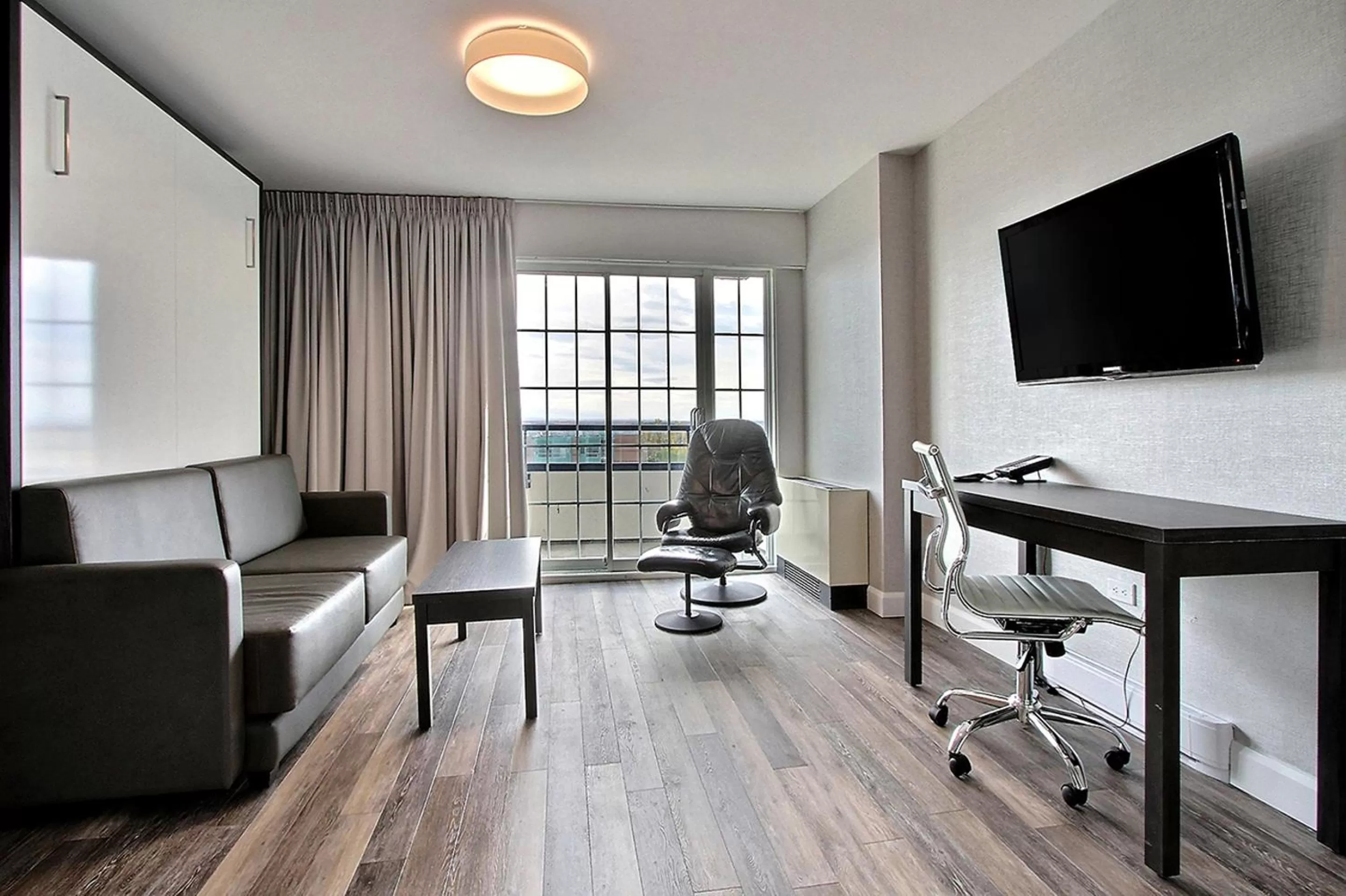 TV and multimedia in Hotel Classique