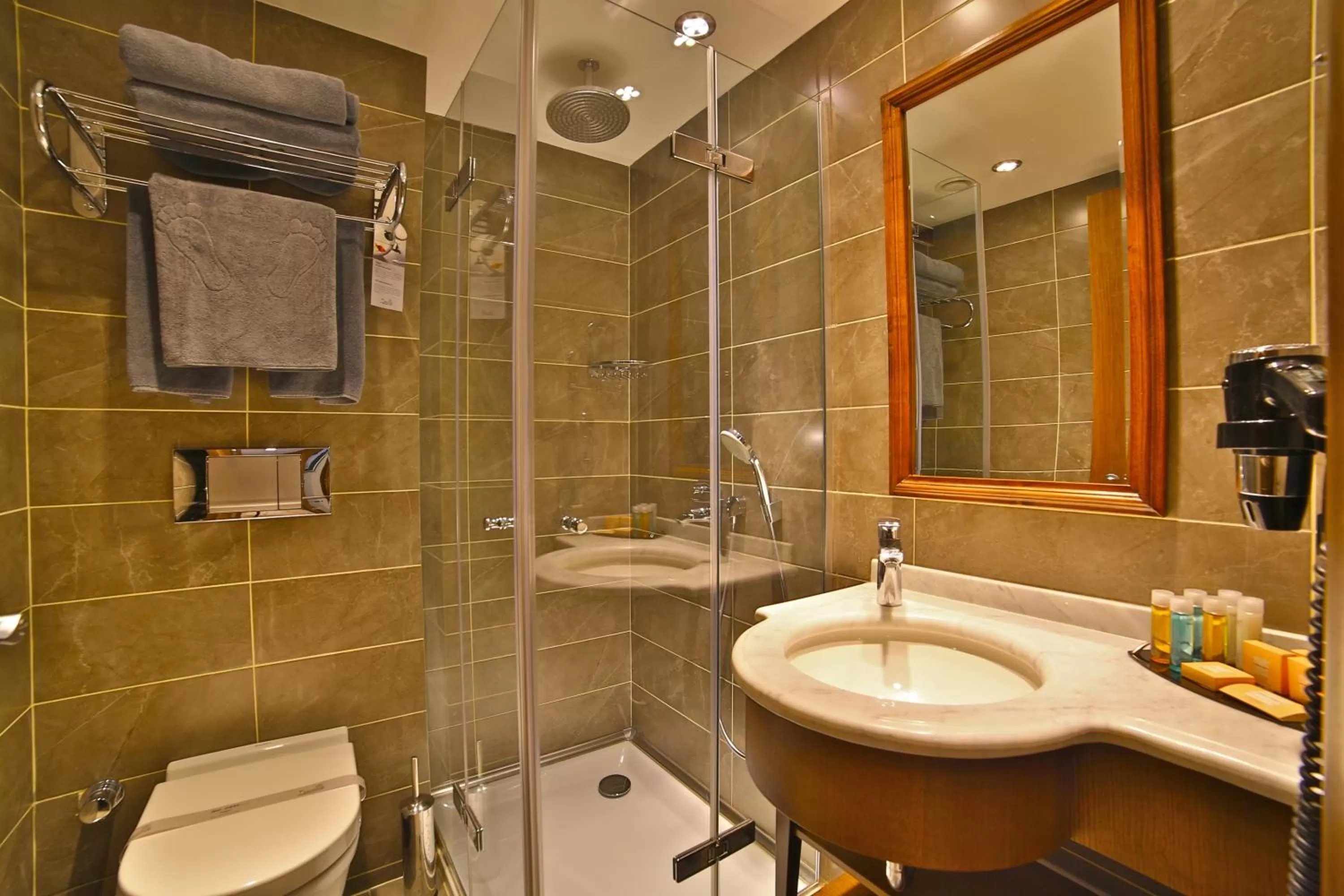 Bathroom in Adelmar Hotel Istanbul Sisli